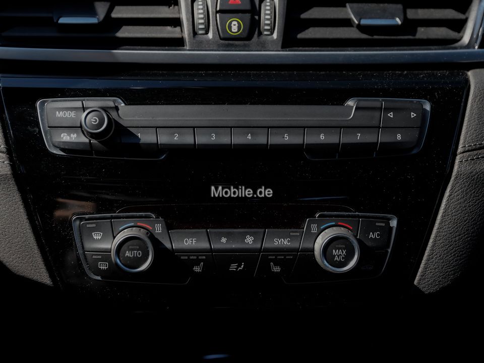 BMW X1 xDrive25e Sport Line Steptronic - Samsaru's Car Outlet
