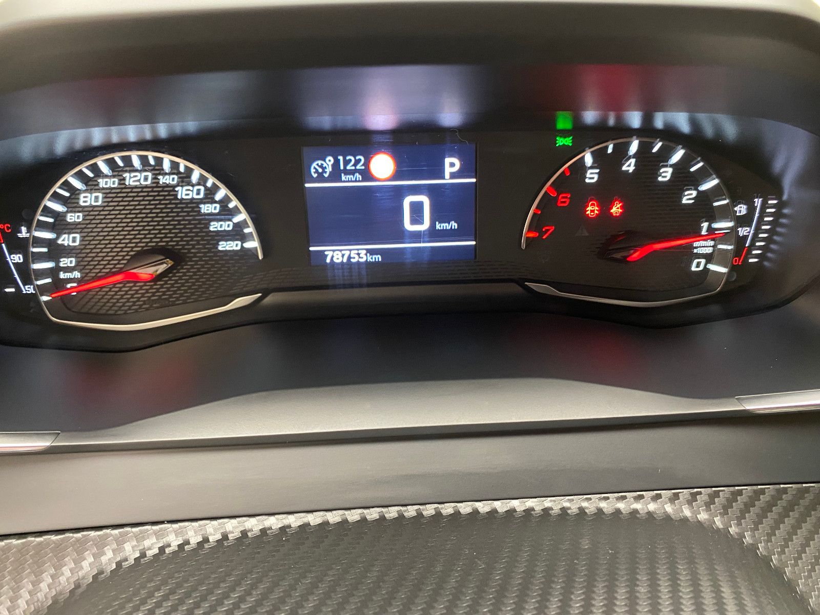 Peugeot 208 Active Pack 1.2 Automatik - Samsaru's Car Outlet