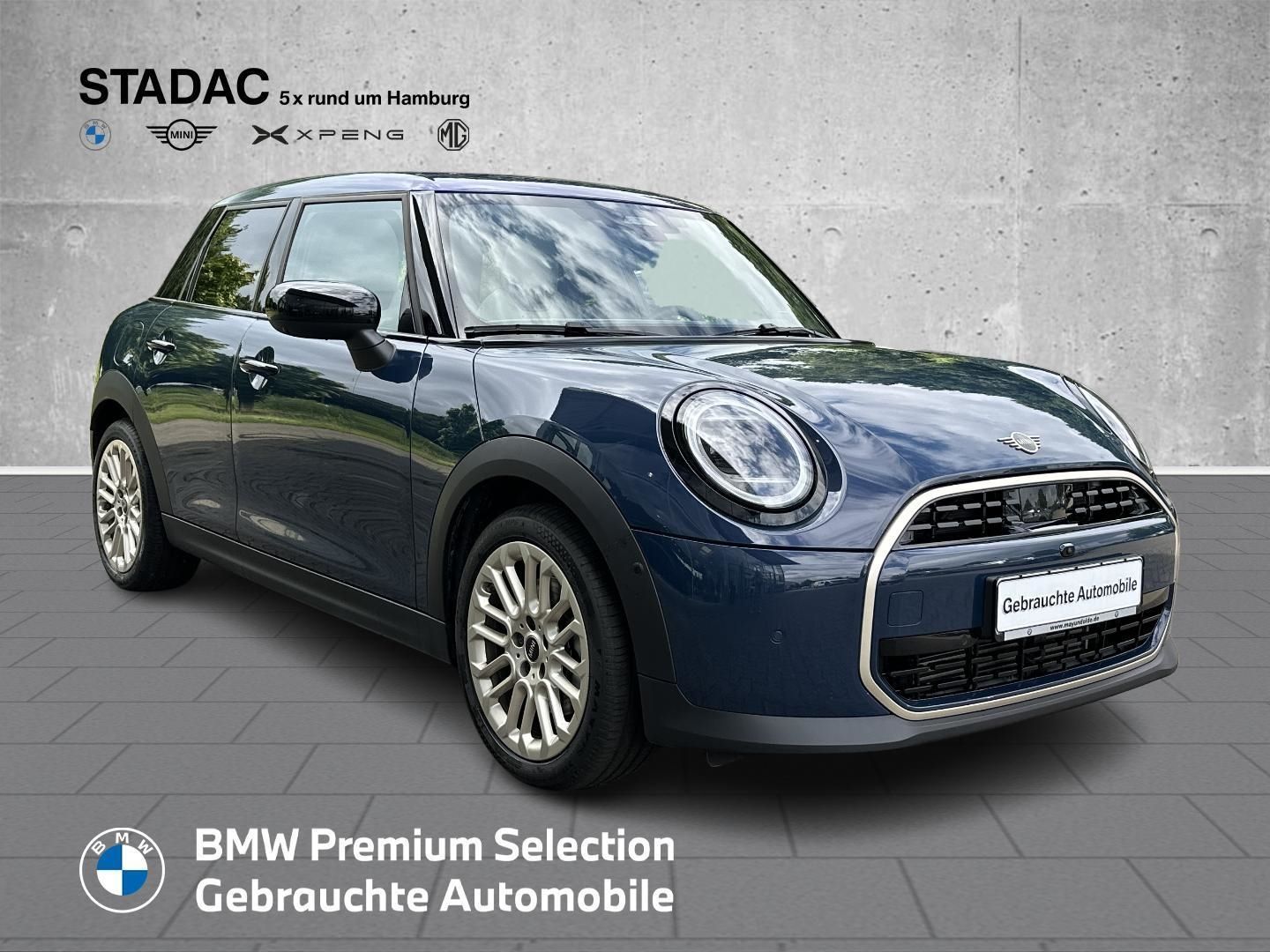 MINI Cooper C 5T Favoured Trim - Samsaru's Car Outlet