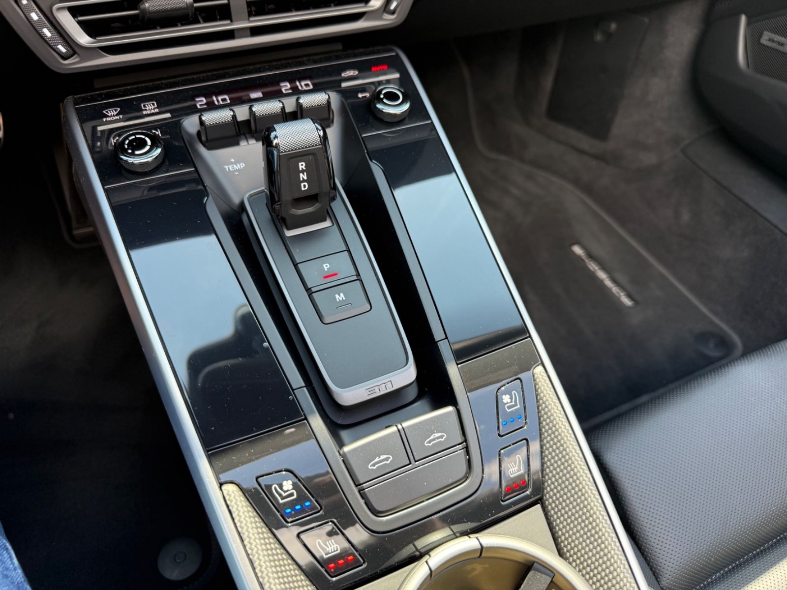 Porsche 911 Targa4/Sportabgas/Leder/Keyless/Sitzlüftung