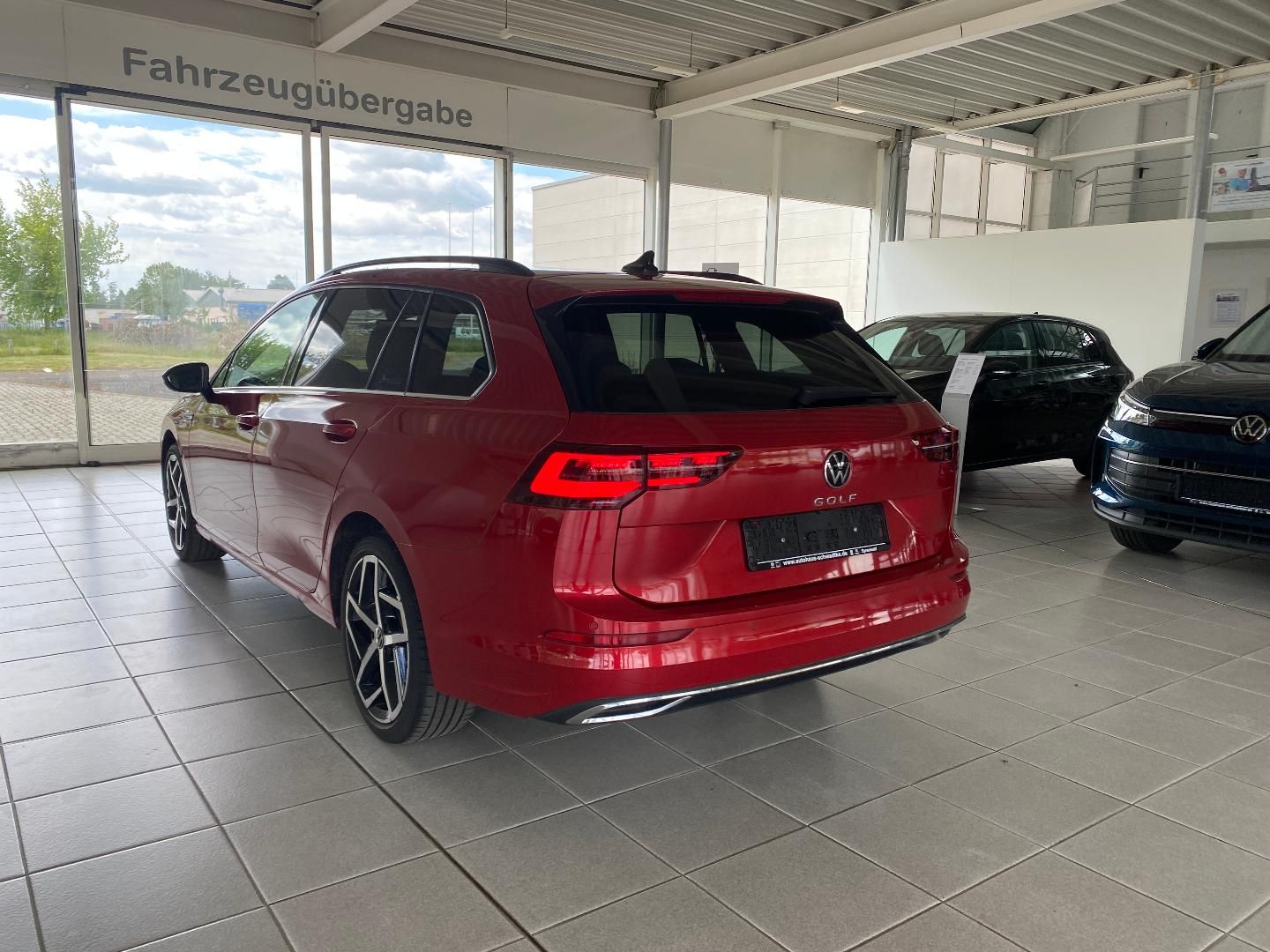 Volkswagen Golf Variant Style 2.0l TDI - Samsaru's Car Outlet