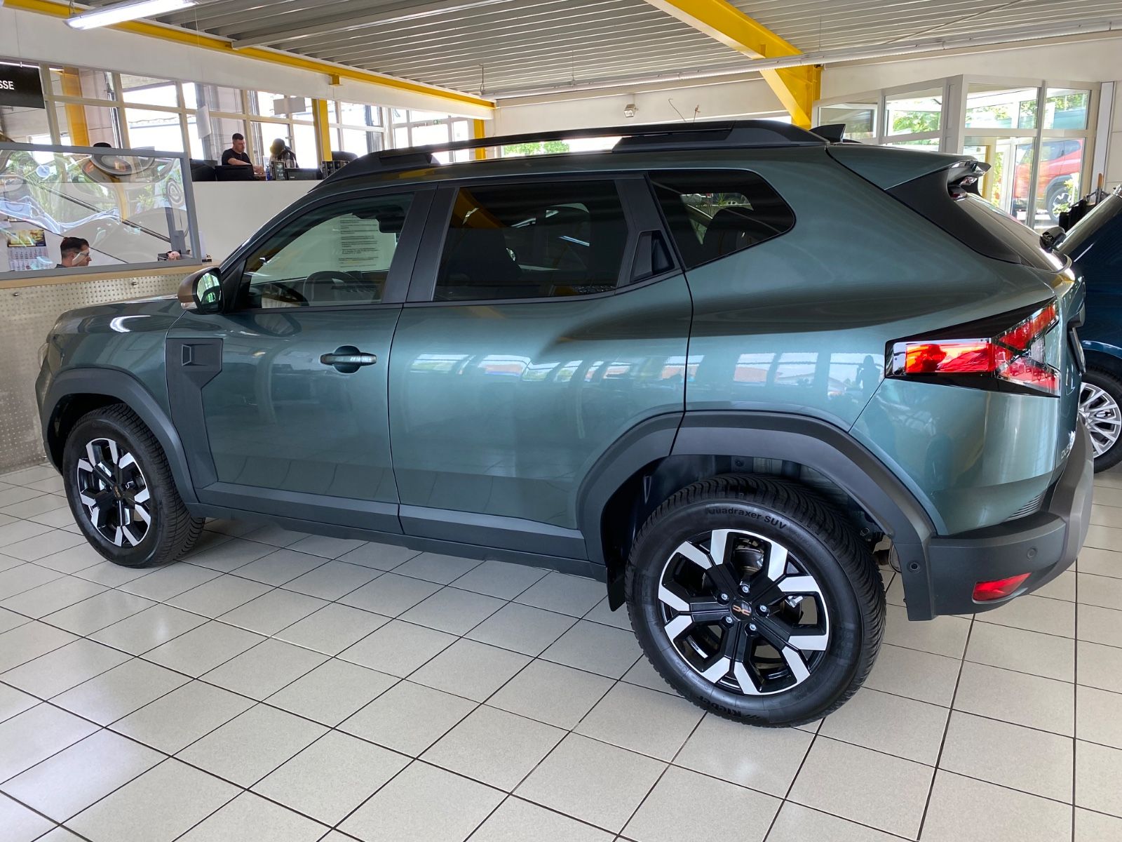 Dacia Duster III Hybrid 140 Extreme - Samsaru's Car Outlet