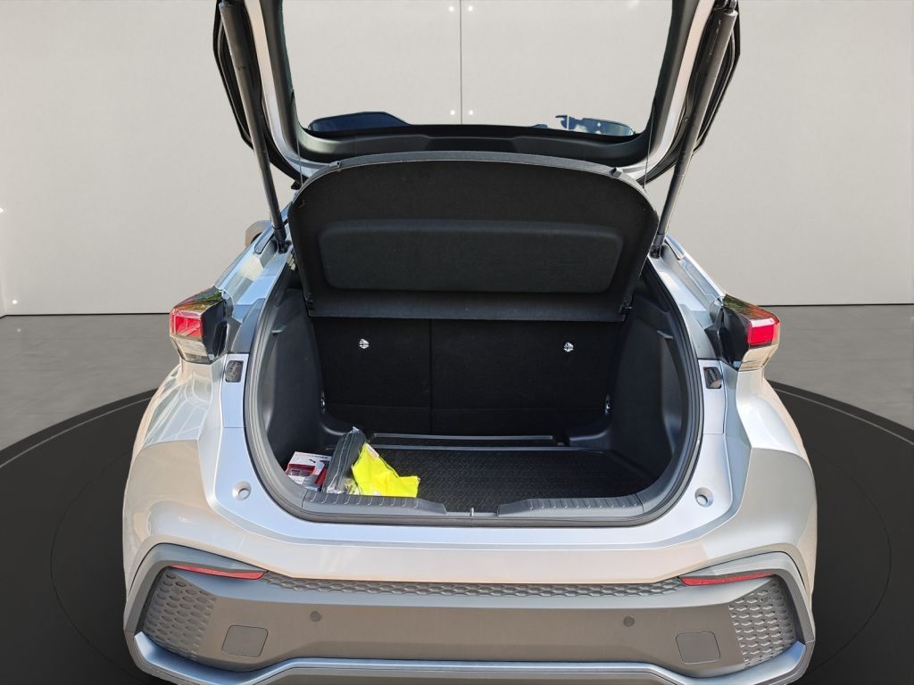 Toyota C-HR 1.8 Hybrid Team Deutschland 15 J. Garantie