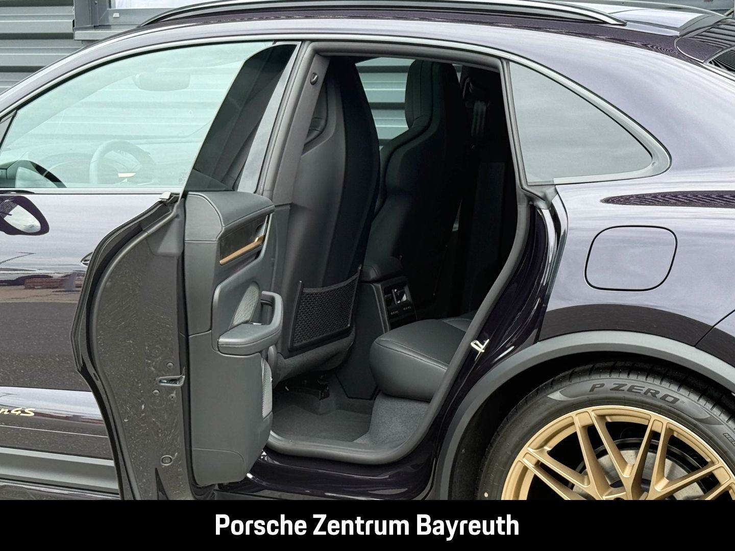 Porsche Macan 4S *PTS VIOLAMETALLIC*CARBON*BEIFAHRERDIS.