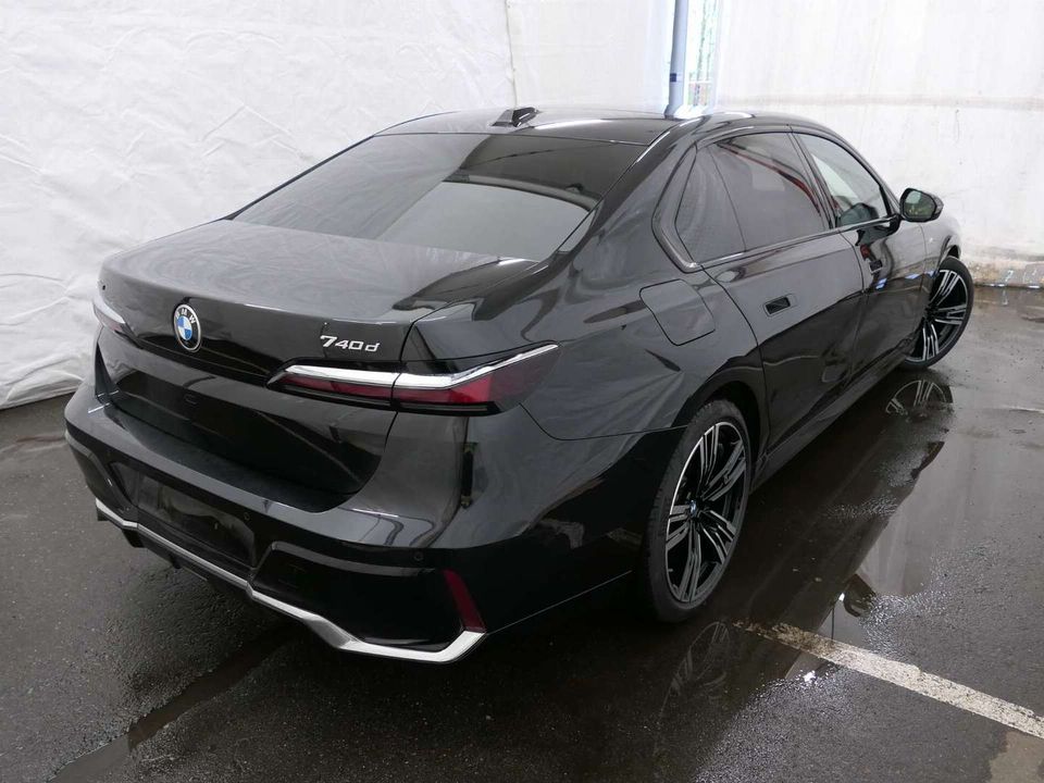 BMW 740d xDrive M Sportpaket*Standhzg*Pano*DAPro*B&W