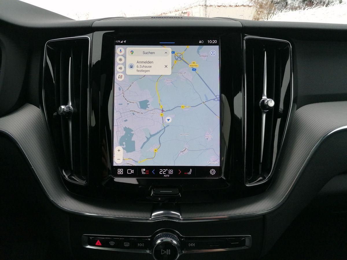 Volvo XC60 B4 AWD Plus Dark ACC BLIS H/K PANO STDHZ