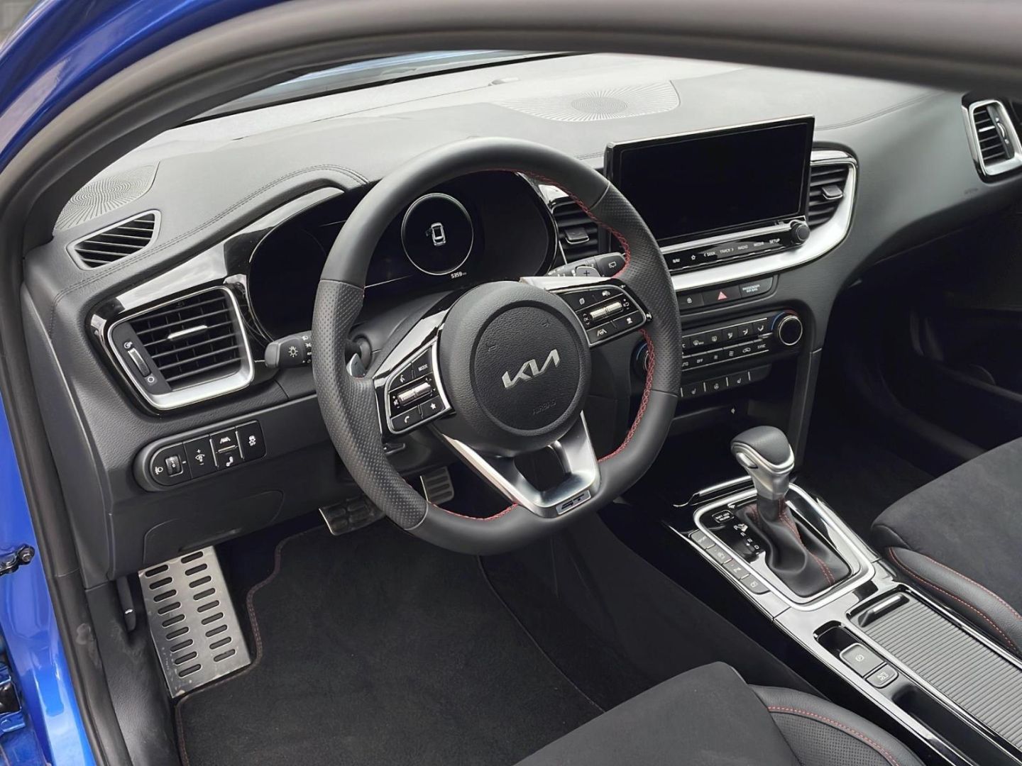 Kia Ceed GT 1.6 T-GDI DCT7 - Samsaru's Car Outlet