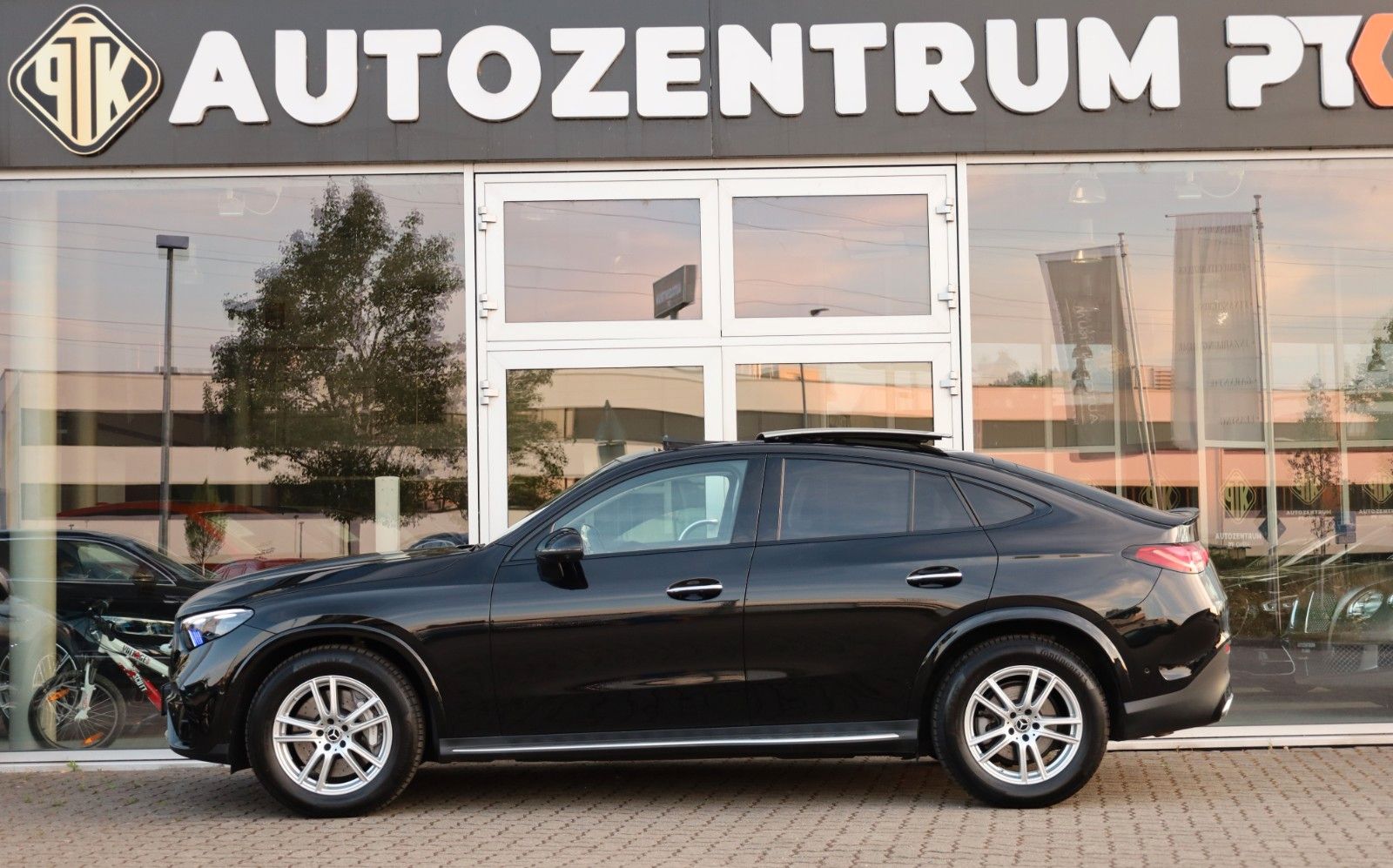 Mercedes-Benz GLC 200 Coupe 4Matic AMG Paket - Samsaru's Car Outlet