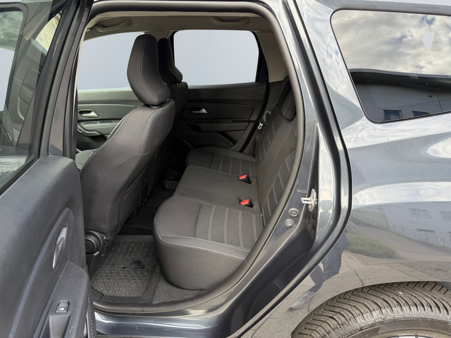 Dacia Duster TCe 130 2WD Journey - Samsaru's Car Outlet