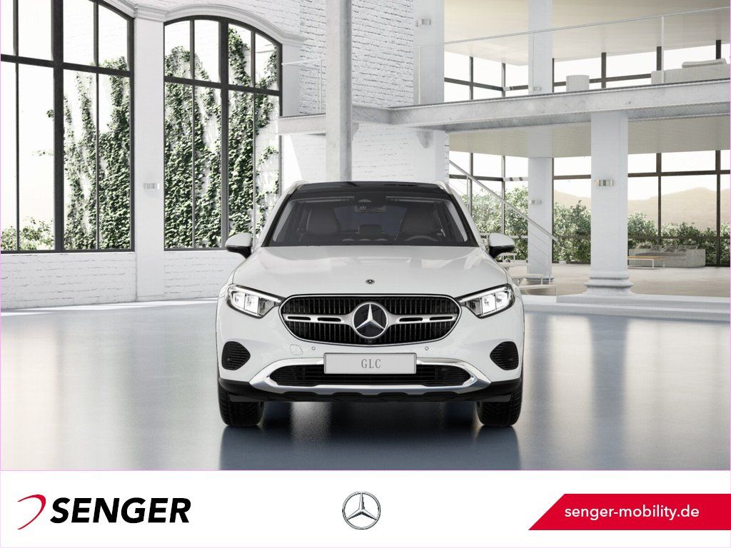 Mercedes-Benz GLC 220 d 4M Avantgarde Distronic Panorama AHK
