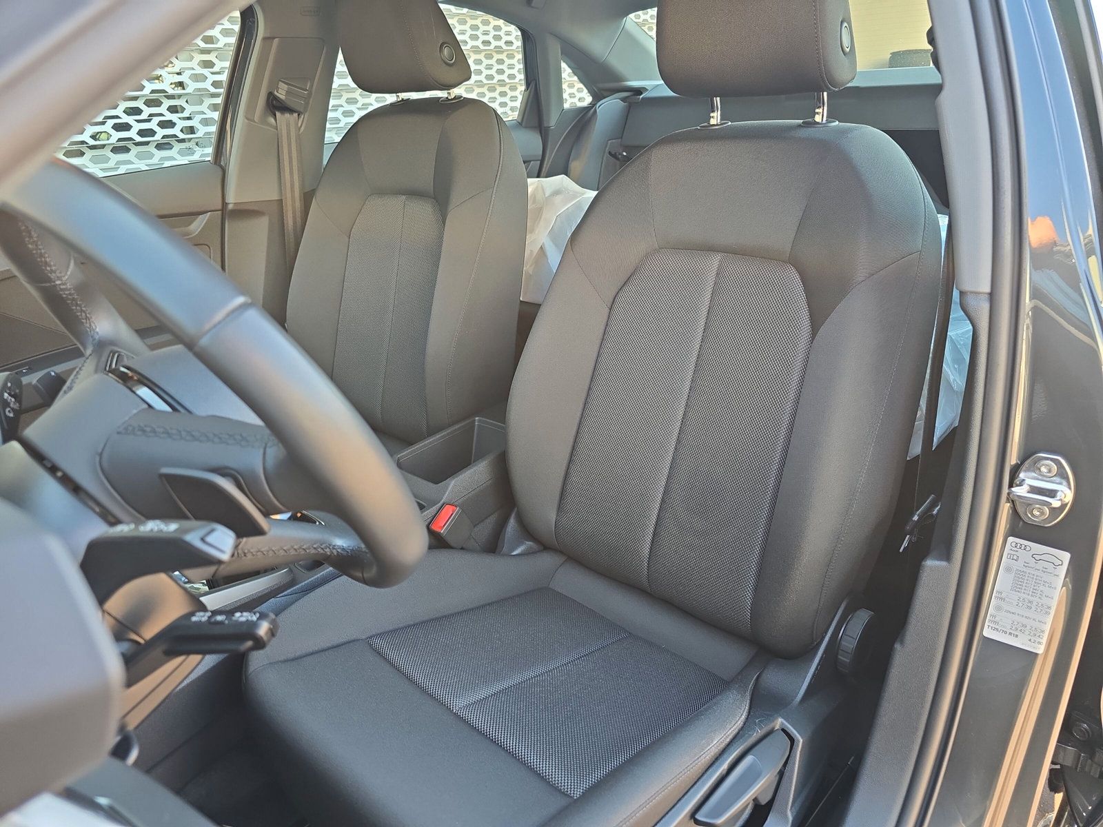 Audi A3 Limousine 35 TFSI advanced - Samsaru's Car Outlet