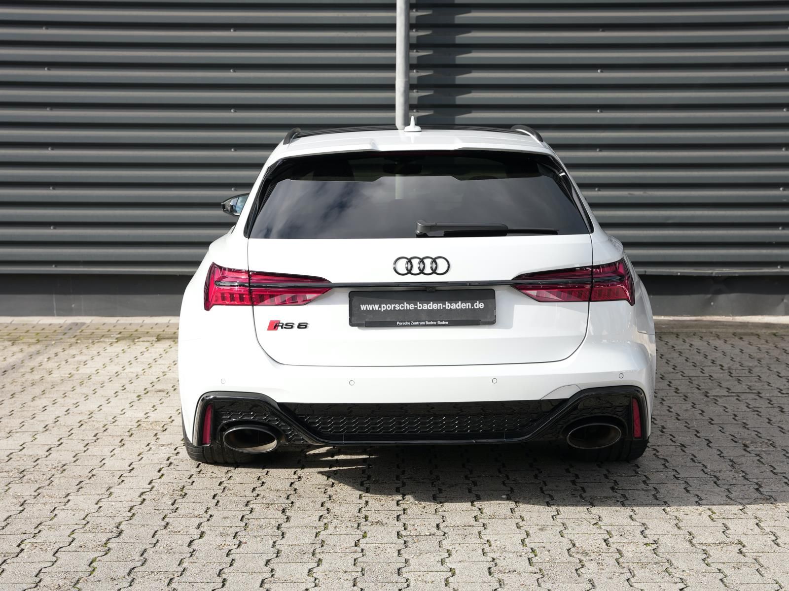 Audi RS6 Avant quattro Sportabgas Standheizung FLA HU