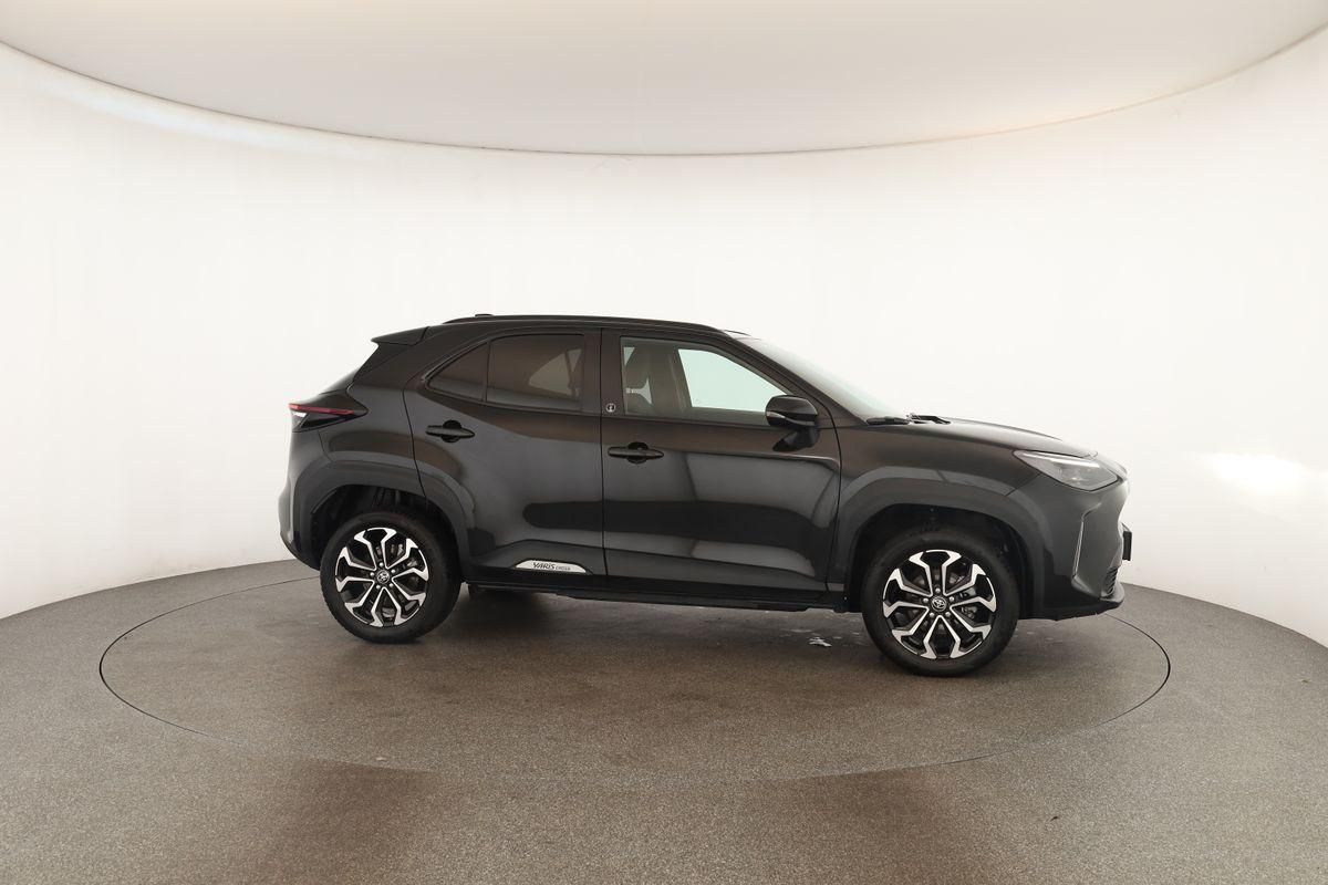 Toyota Yaris Cross CVT Team D LED Navi SHZ iACC Kam 17"
