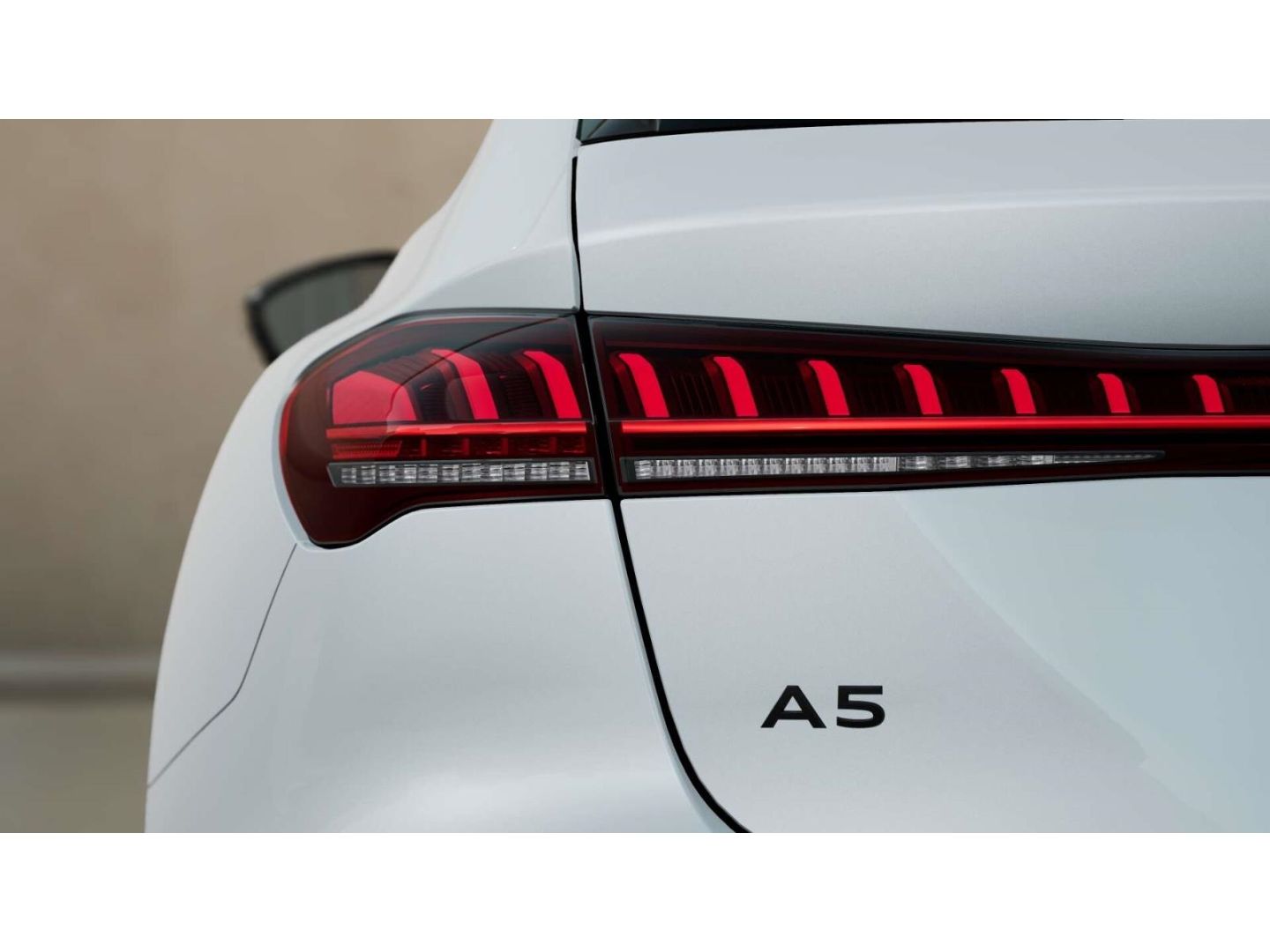 Audi A5 Avant TFSI qu. S line AHK/PANO/Beif.-Display