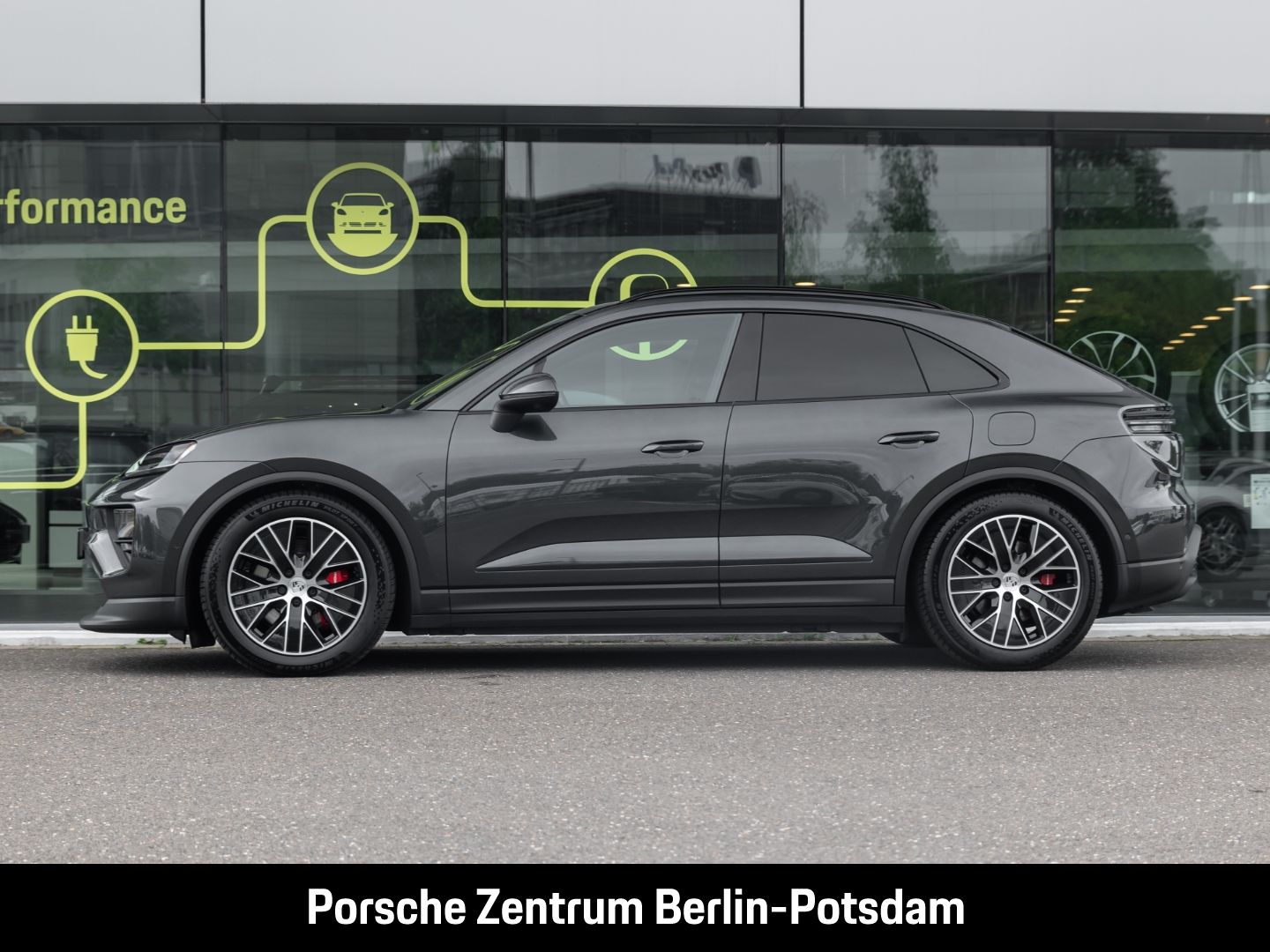 Porsche Macan 4S Luftfederung Surround-View BOSE 20-Zoll