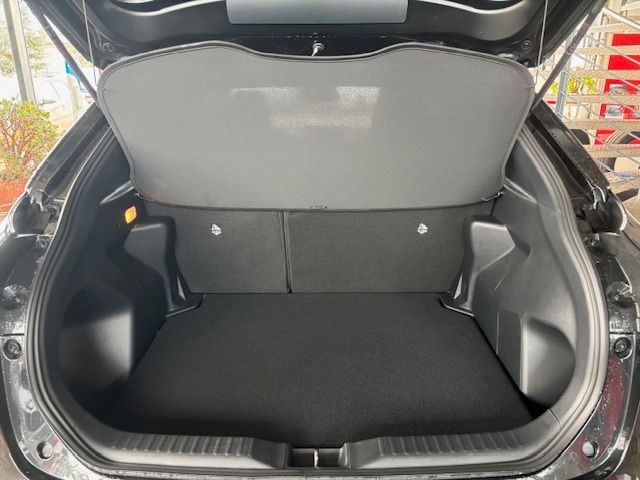 Toyota Yaris Cross Hybrid 130 1.5 VVT-i Black&White