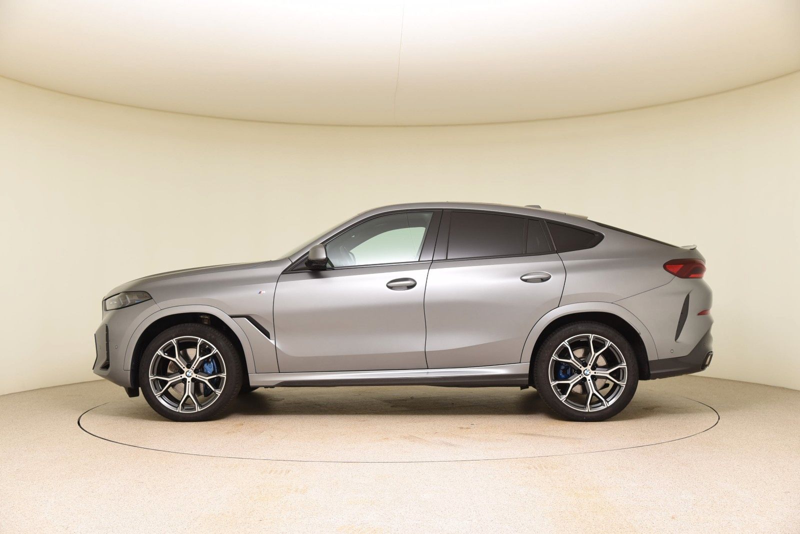 BMW X6 xDrive30d M Sport Pro HUD AHK Pano LED H&K