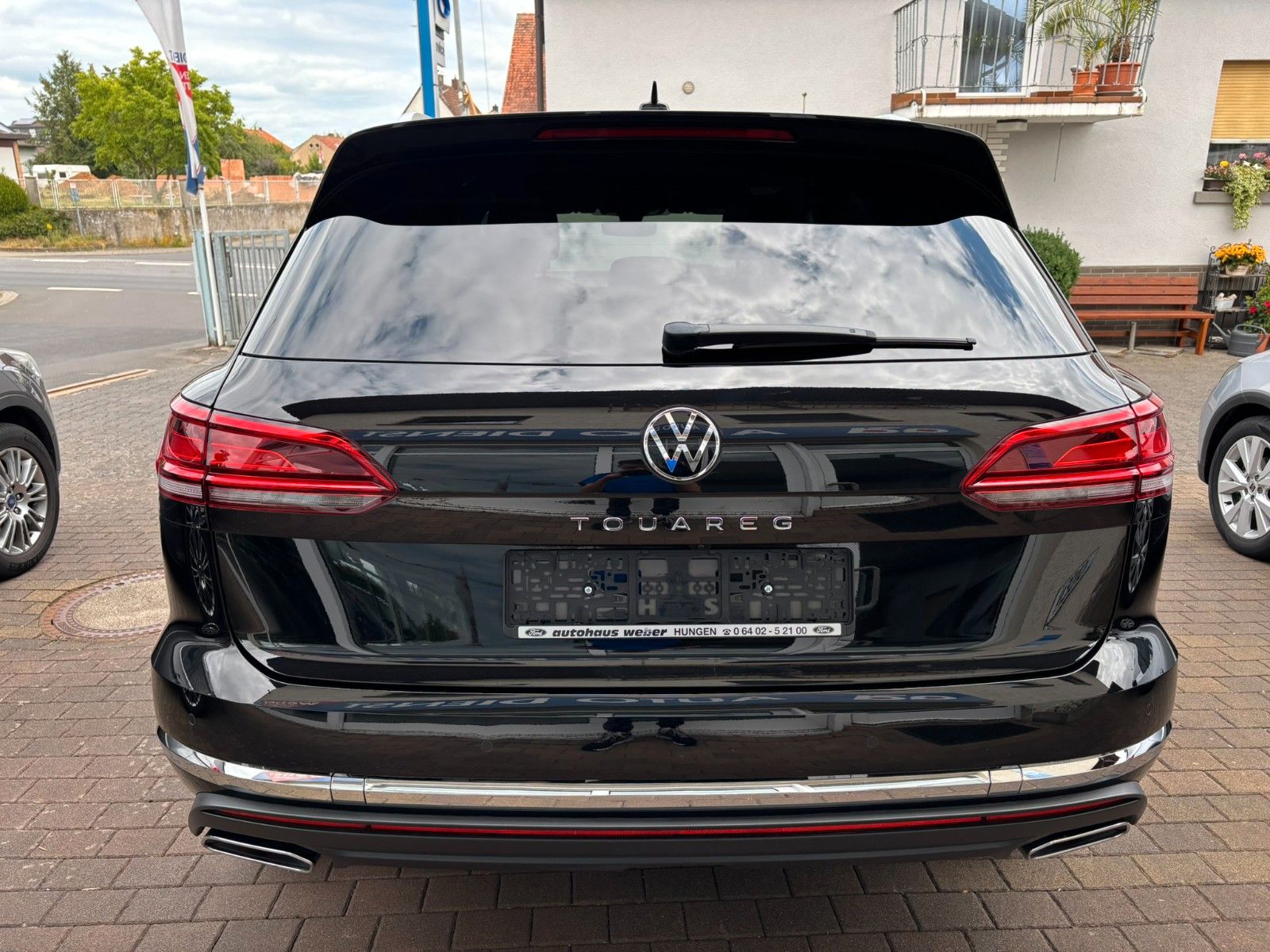 Volkswagen Touareg Elegance 4M - Samsaru's Car Outlet