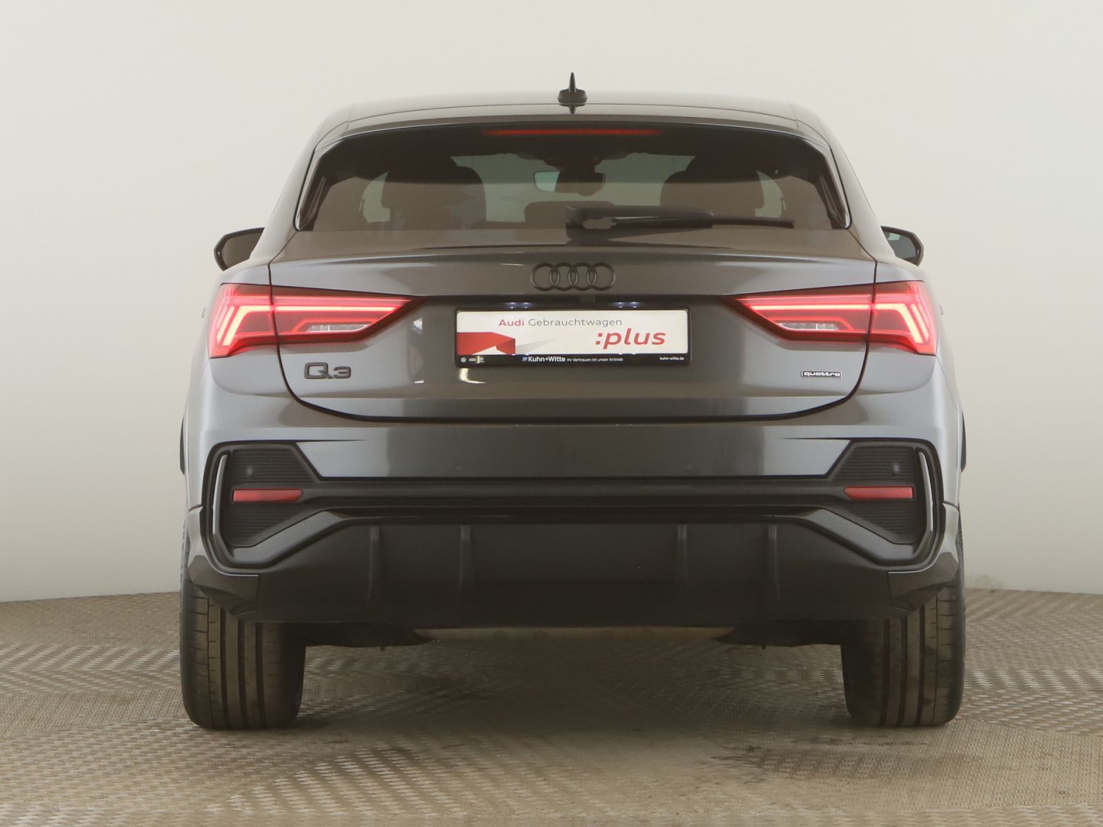 Audi Q3 Sportback 40 TFSI quattro S line - Samsaru's Car Outlet