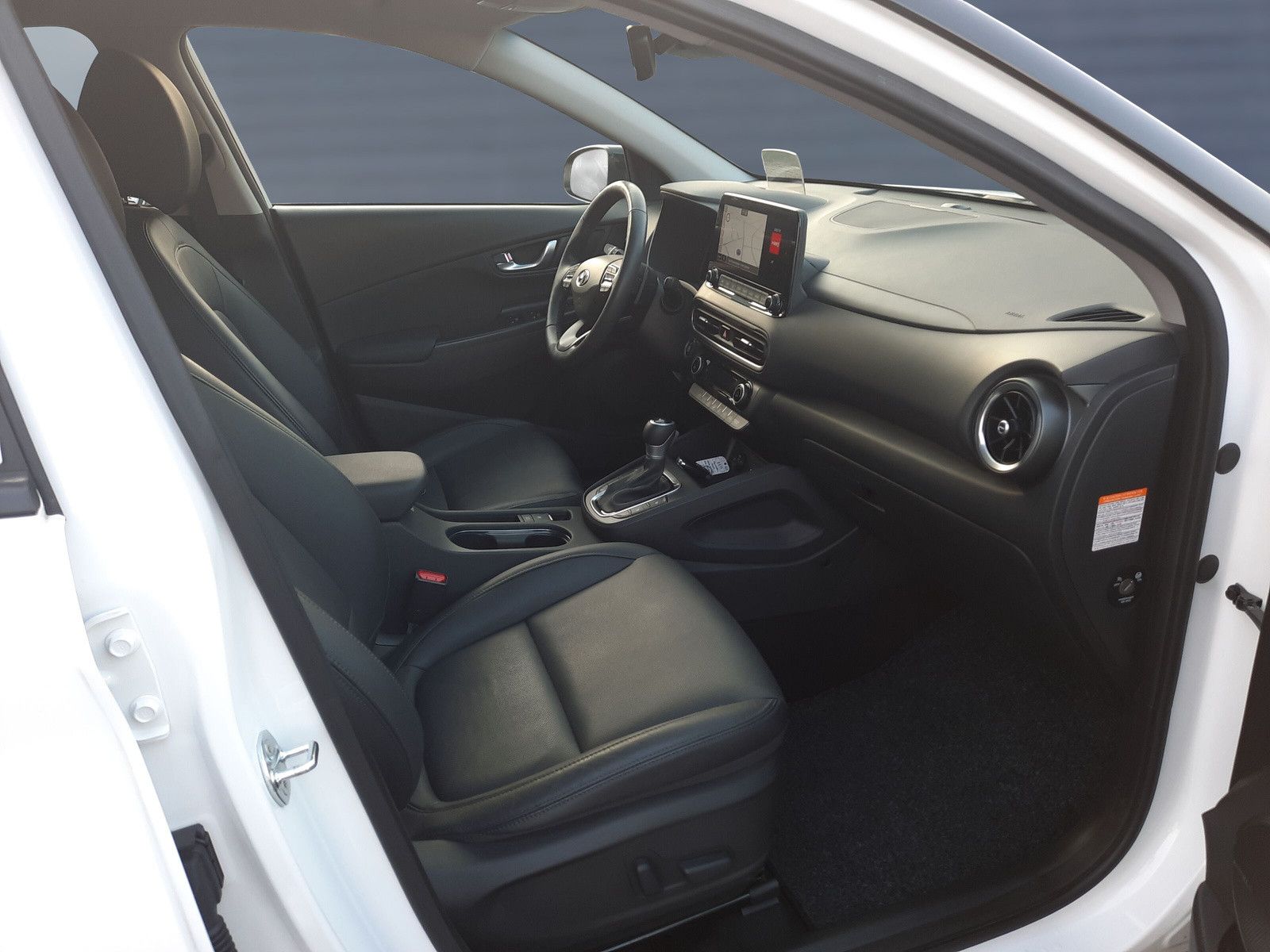 Hyundai Kona 1.6 T-GDI HEV Prime - Samsaru's Car Outlet