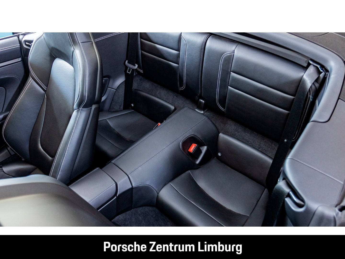 Porsche 992 911 Carrera 4 GTS Cabriolet LiftsystemVA LED