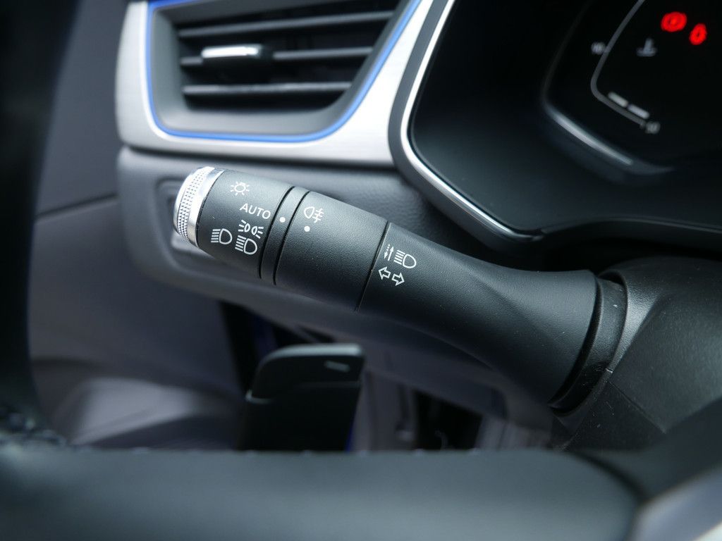 Renault Captur INTENS - Samsaru's Car Outlet