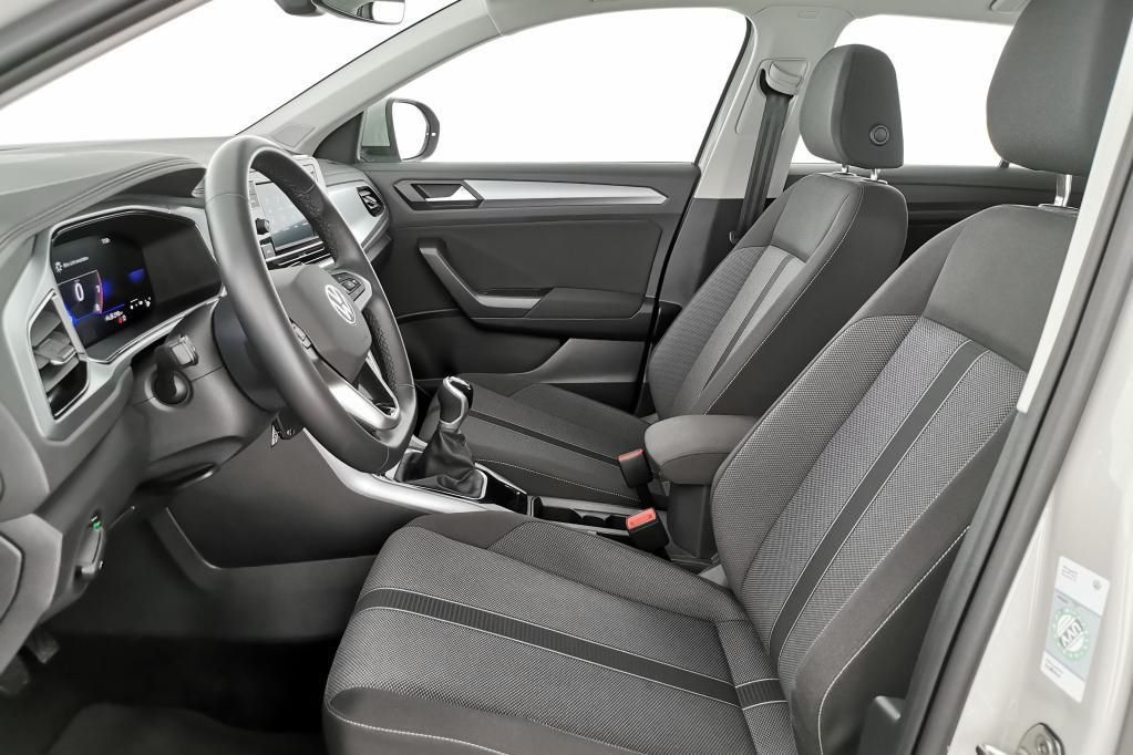Volkswagen T-Roc 1.0 TSI - Samsaru's Car Outlet