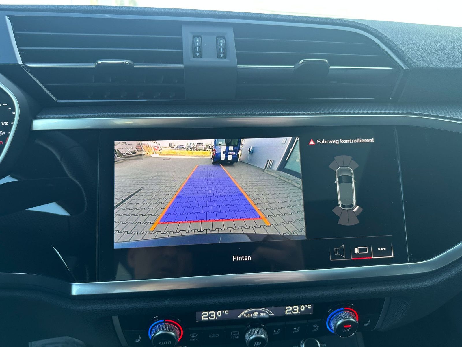 Audi Q3 35 TDI Sportback S line - Samsaru's Car Outlet