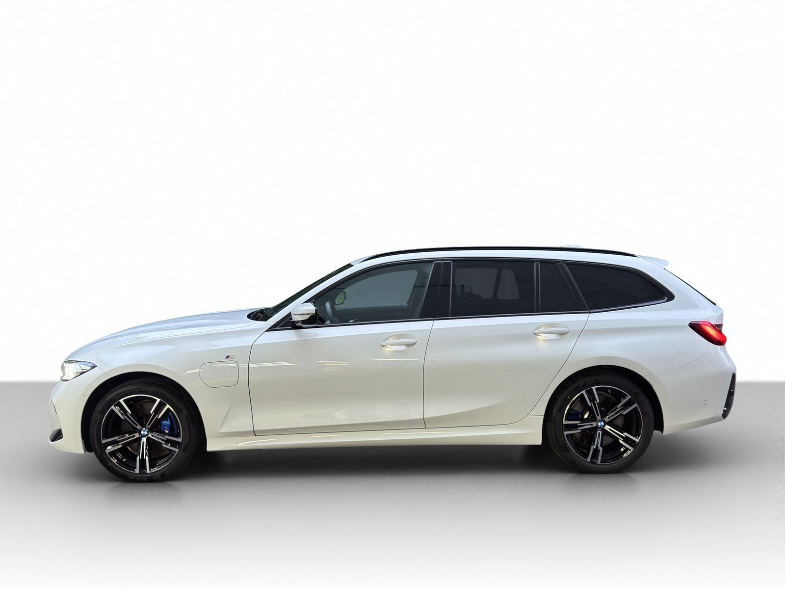 BMW 330e xDrive Touring M Sportpaket CPit Prof. Pano