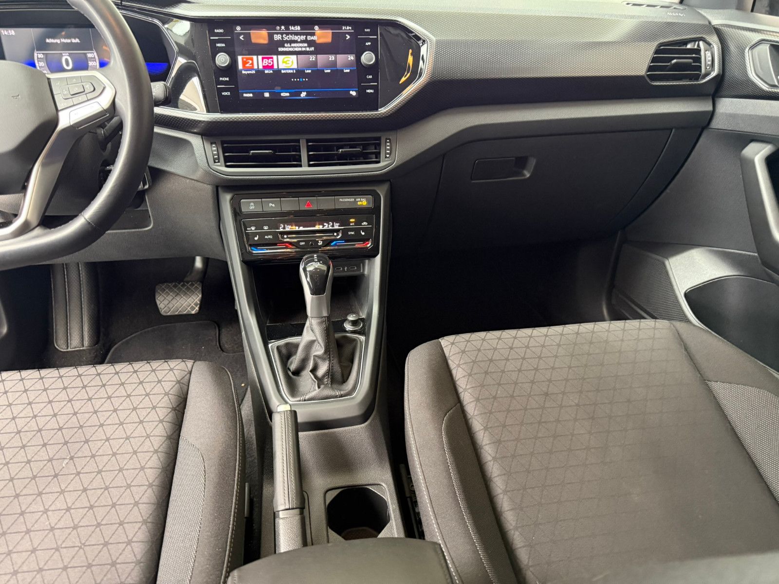 Volkswagen T-Cross Life - Samsaru's Car Outlet