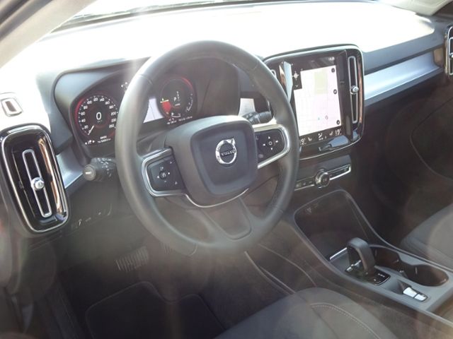 Volvo XC40 T4 Inscription Plug-In 2WD AHK ACC PANO