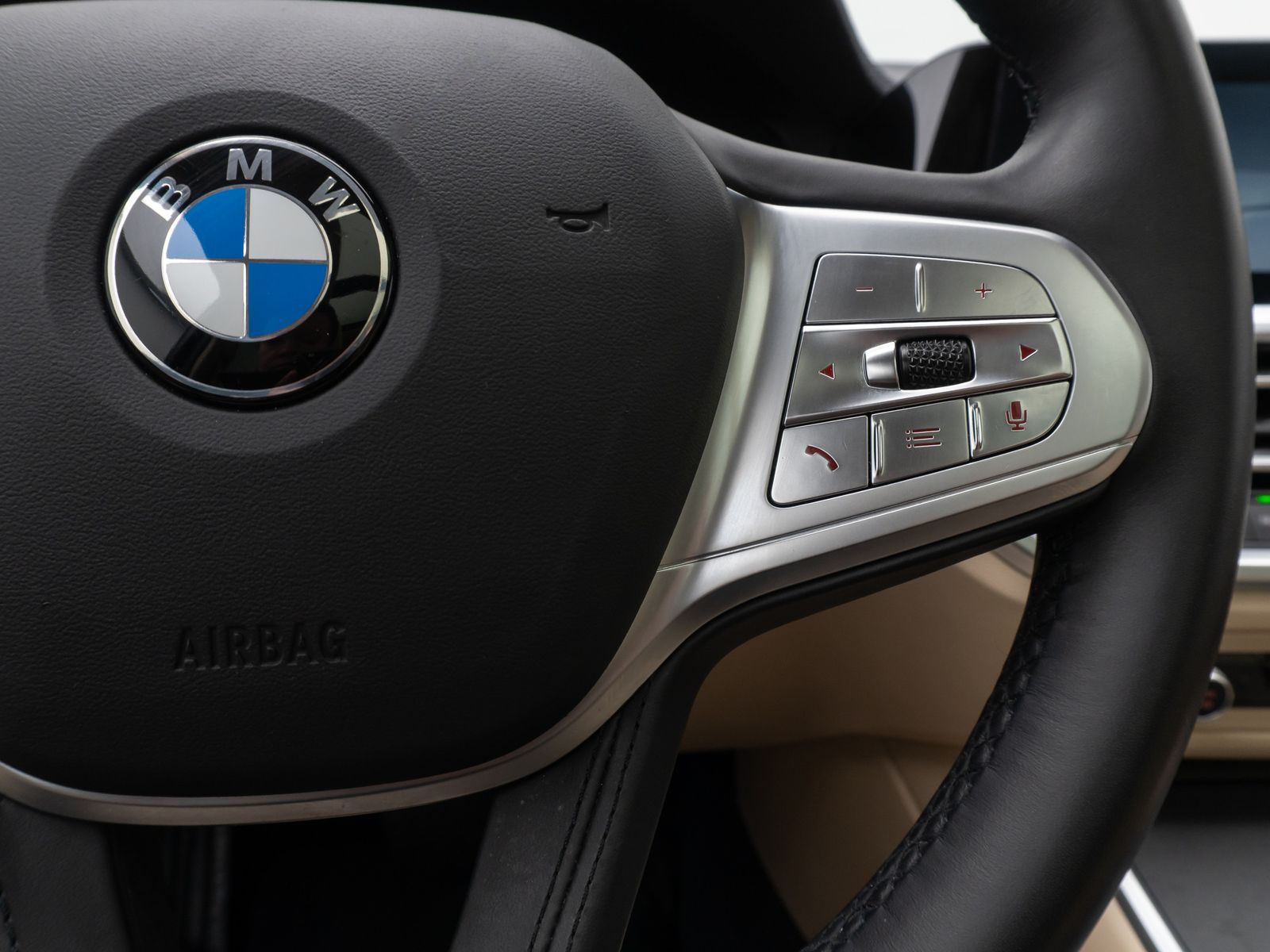BMW 320d Luxury Line - Samsaru's Car Outlet