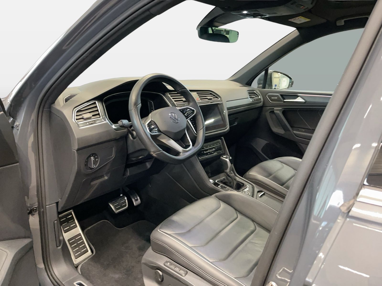 Volkswagen Tiguan 2.0 TSI DSG 4M R-Line 4xSHZ ACC AHK AUT