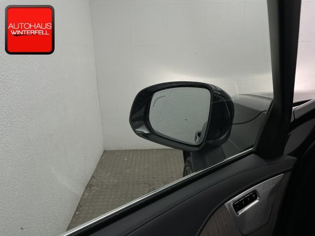 Volvo XC90 B5 D INSCRIPTION AWD - Samsaru's Car Outlet