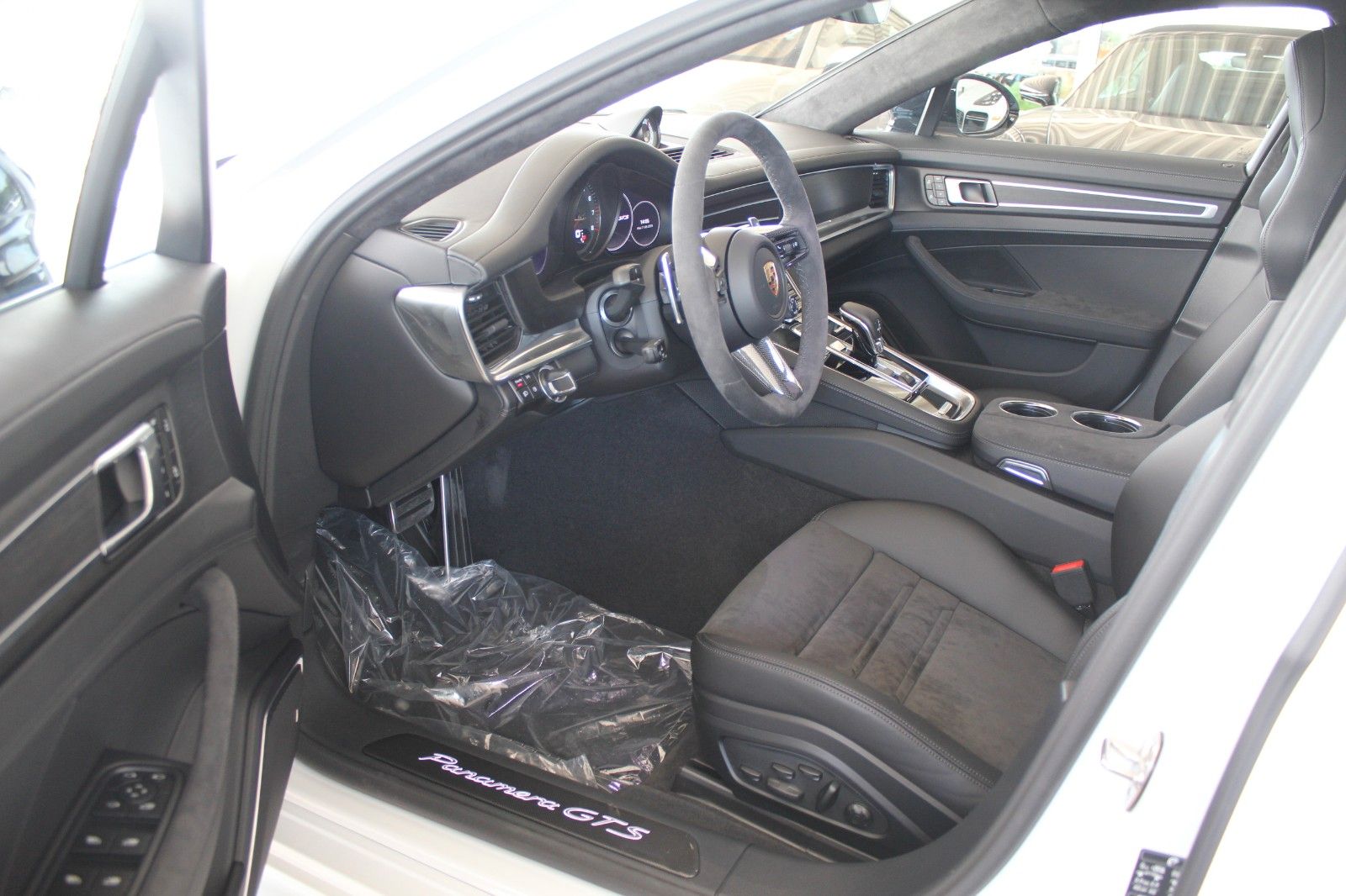Porsche Panamera GTS SportDesign/Sportabgas/HeadUp/Pano
