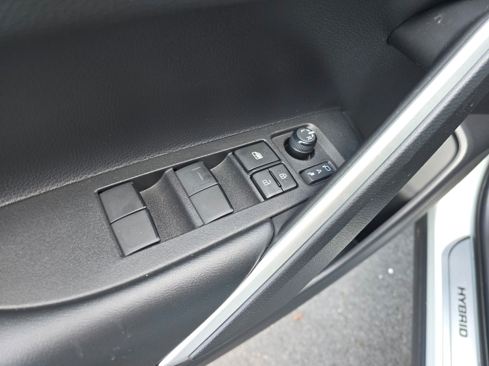 Toyota Corolla Cross 2.0 Hybrid Lounge