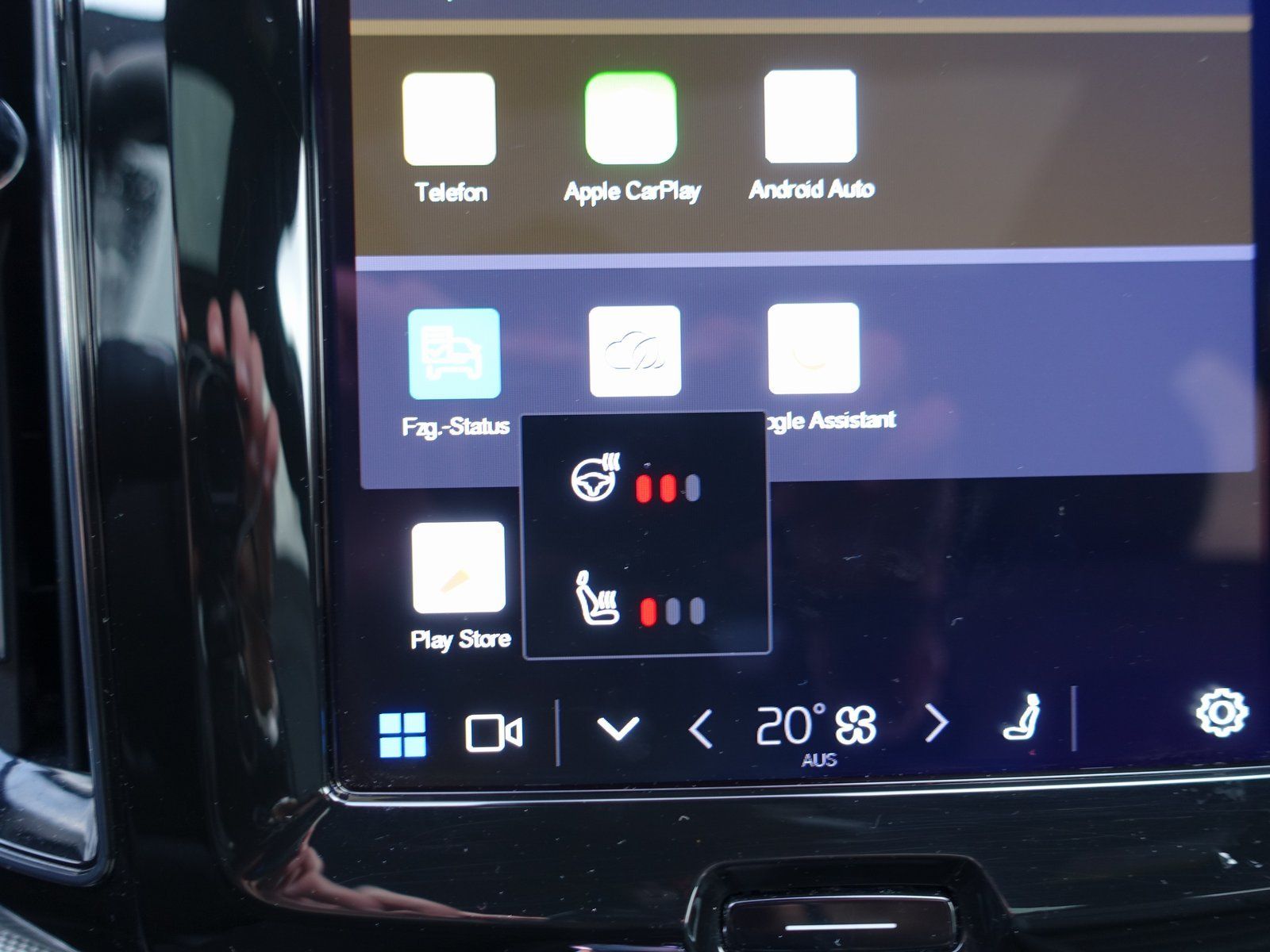 Volvo XC60 Plus B5 AWD/Four-C/AHK/HeadUp/360°Cam/Pano