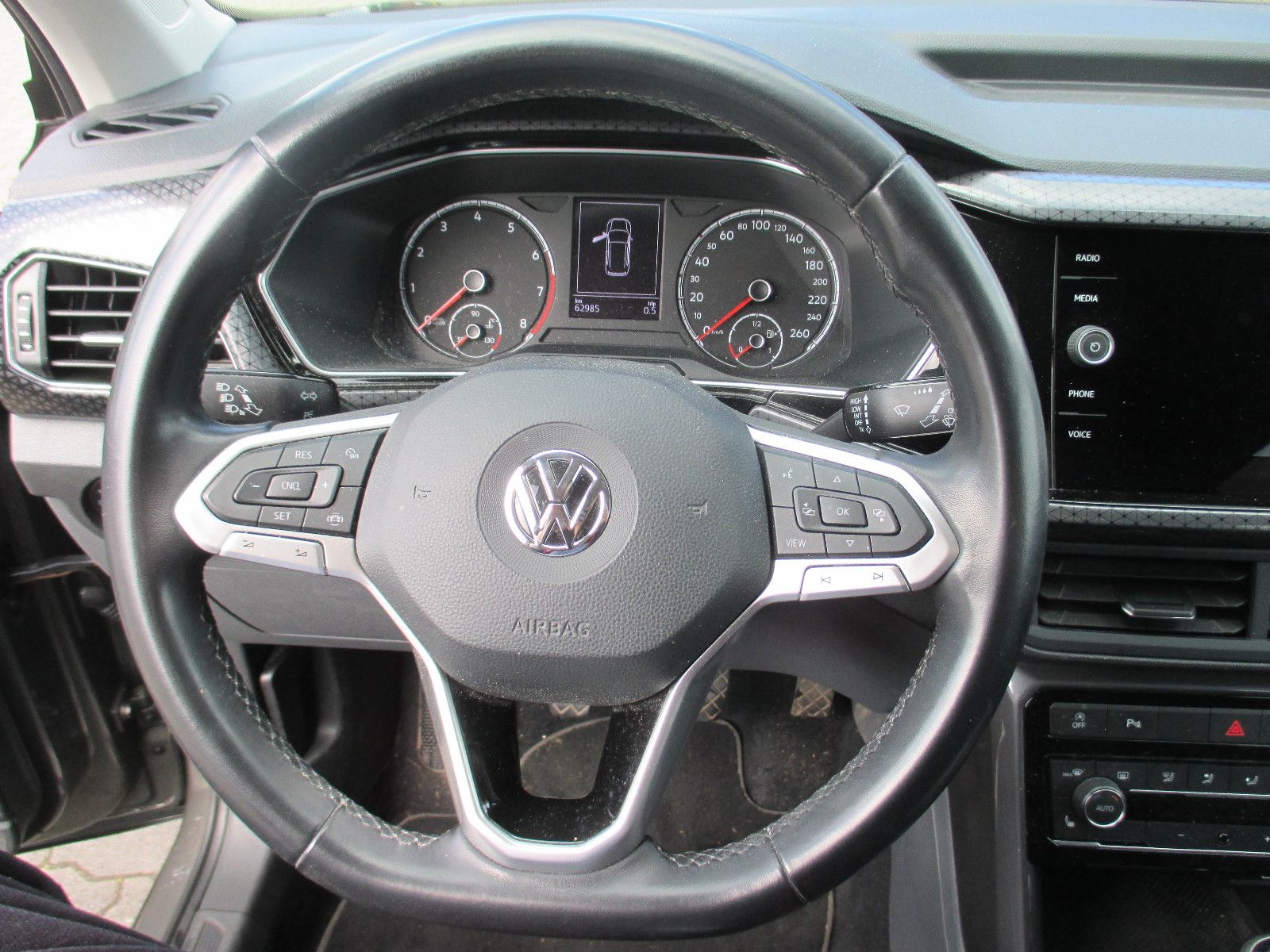Volkswagen T-Cross Style TSI - Samsaru's Car Outlet