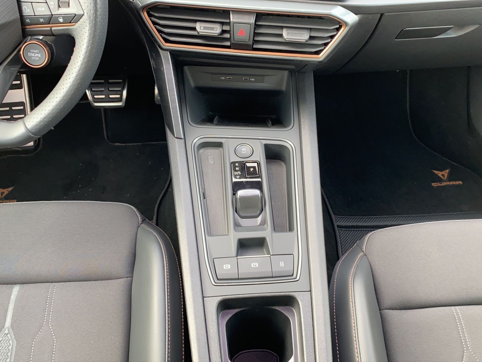 Cupra Formentor VZ 1.4 TSI e-Hybrid AHK Navi KAM LED