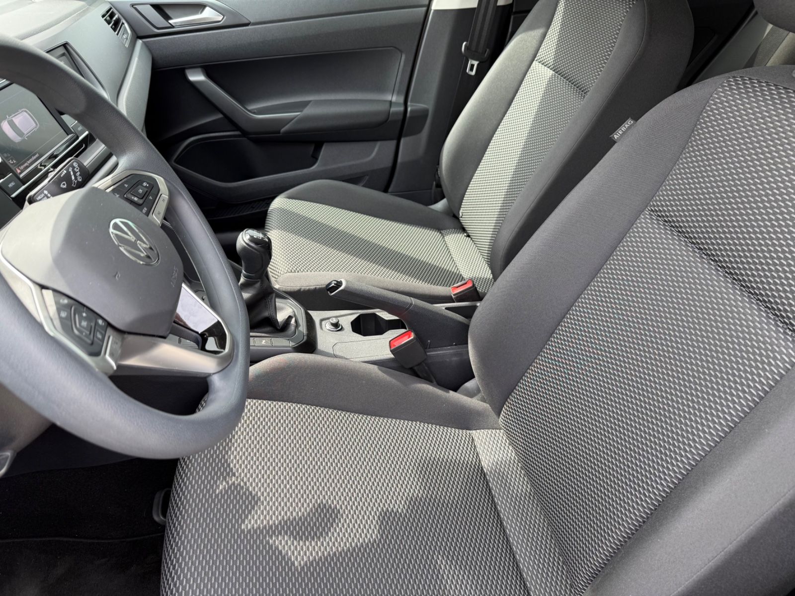 Volkswagen Taigo Basis - Samsaru's Car Outlet