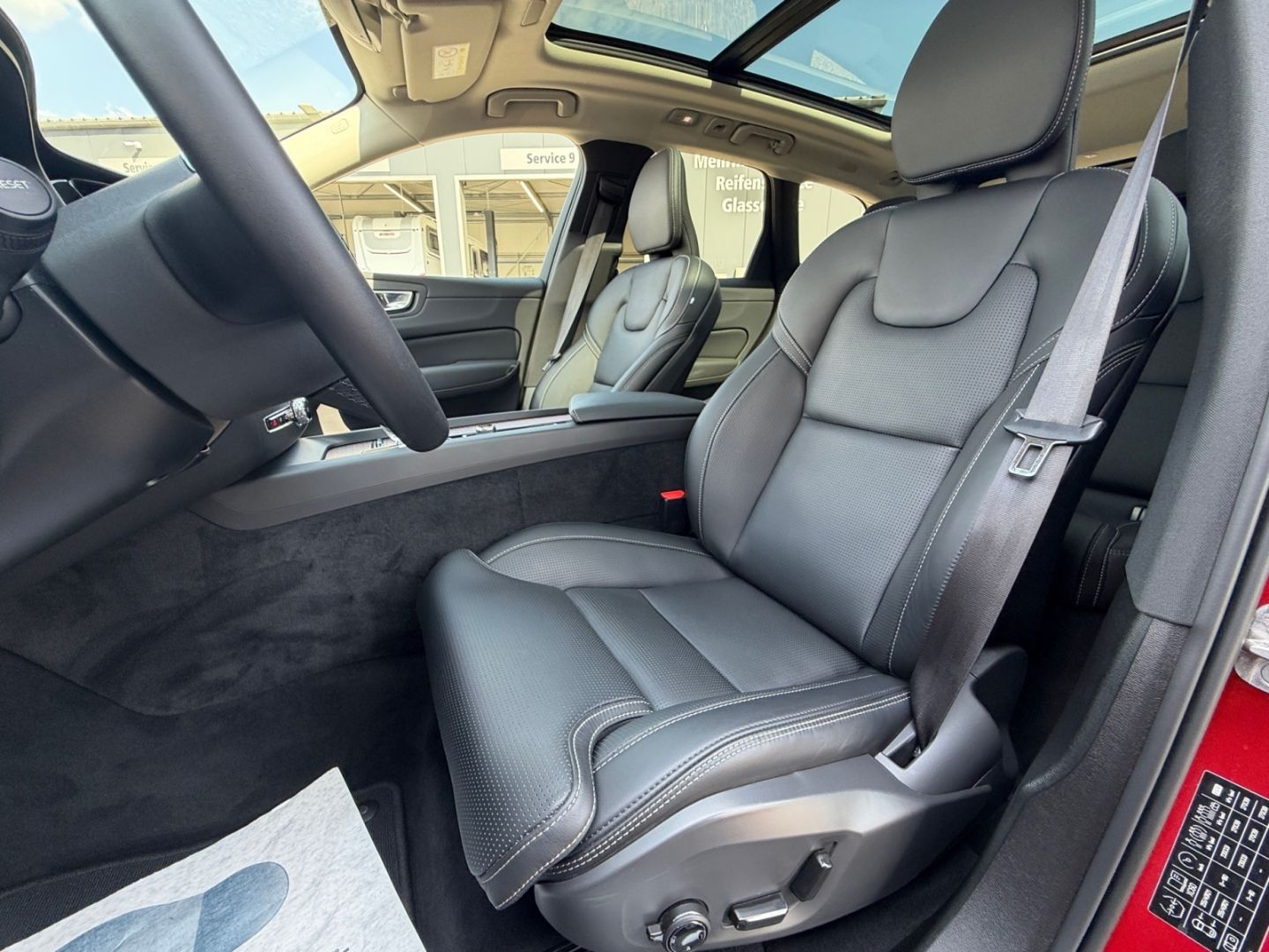 Volvo XC60 Ultimate Dark Recharge AWD StandHZG HUD Luf