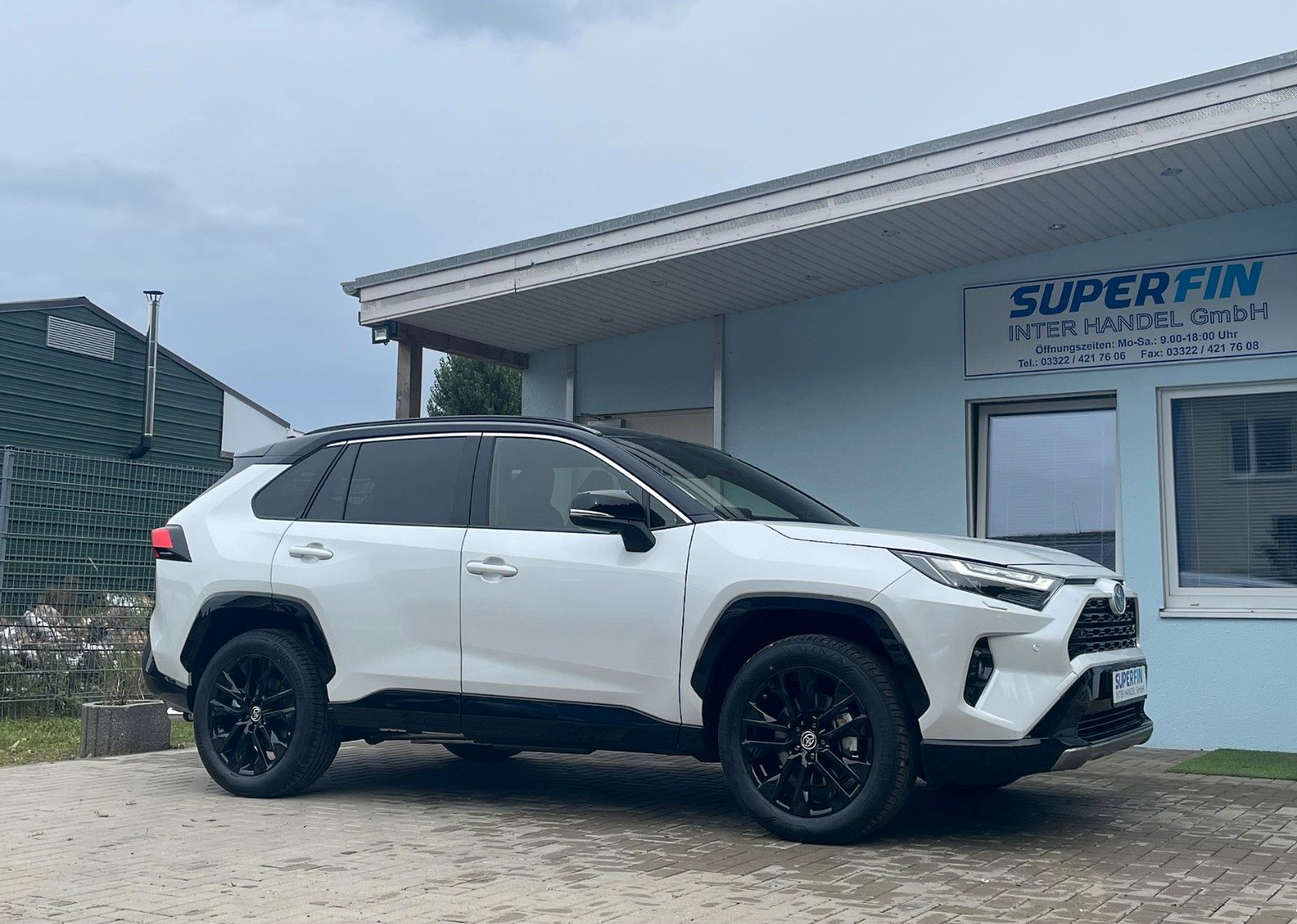 Toyota RAV 4 2.5 Style 4X4 FACELIFT LED NAVI JBL KAMERA