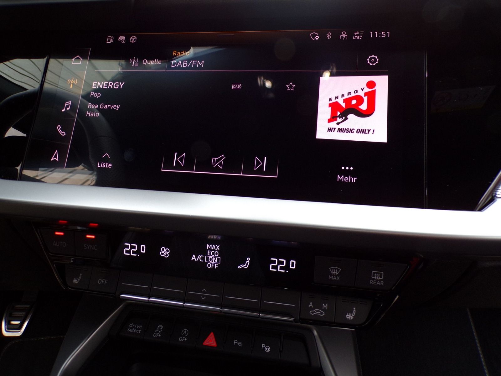 Audi A3 SPORTBACK 35 TFSI S-Line - Samsaru's Car Outlet