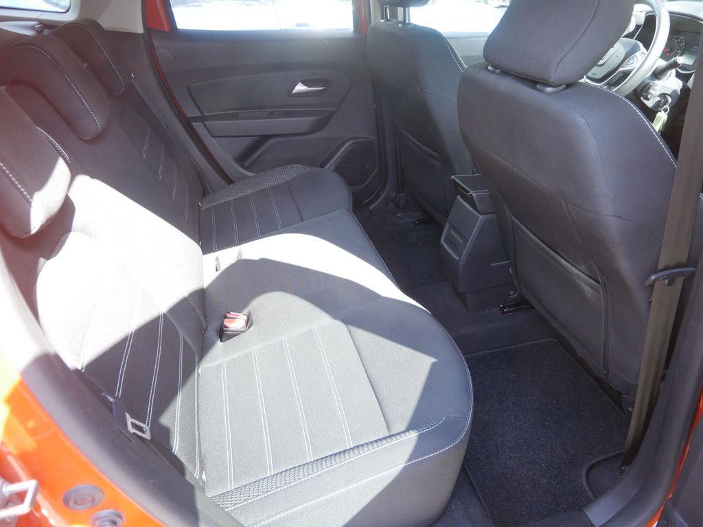 Dacia Duster Prestige TCe 100 ECO-G 2WD - Samsaru's Car Outlet