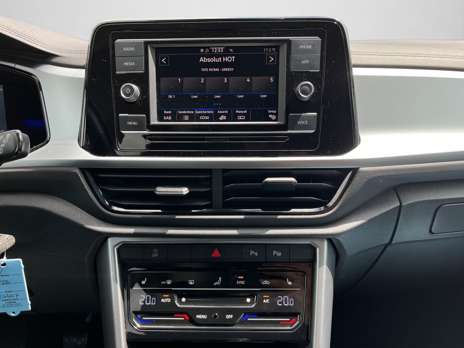 Volkswagen T-ROC Life 2.0 TDI - Samsaru's Car Outlet