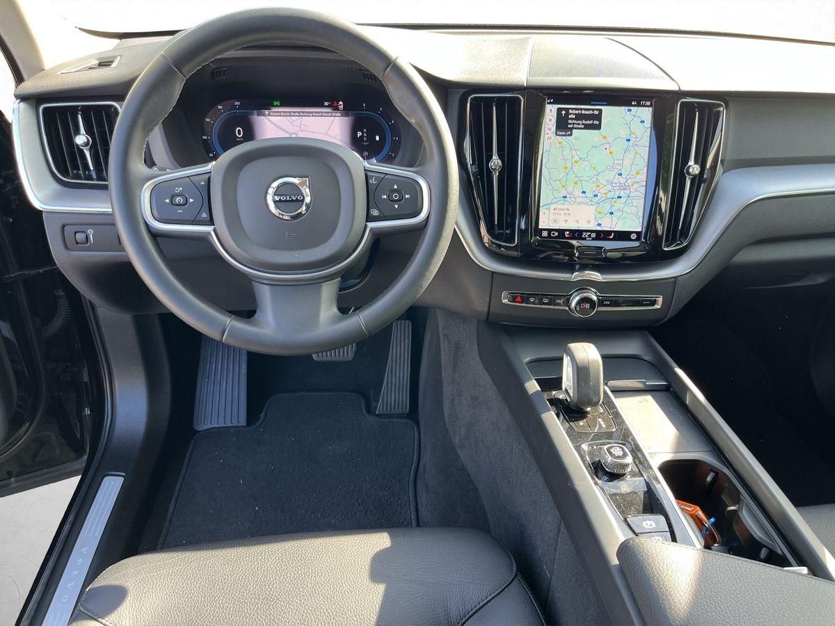 Volvo XC60 2.0 Diesel Momentum Pro AWD - Samsaru's Car Outlet