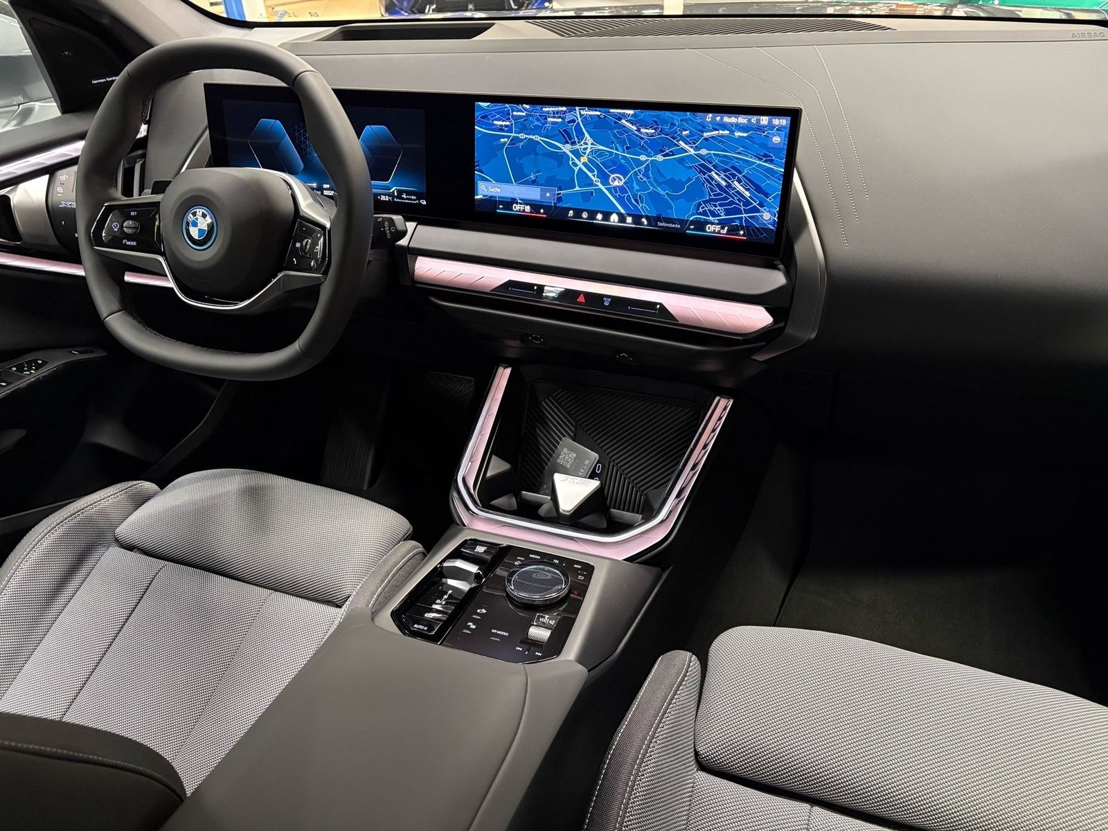 BMW X3 30e xDrive 19", AHK, DA Prof, H/K, 360°, PA P