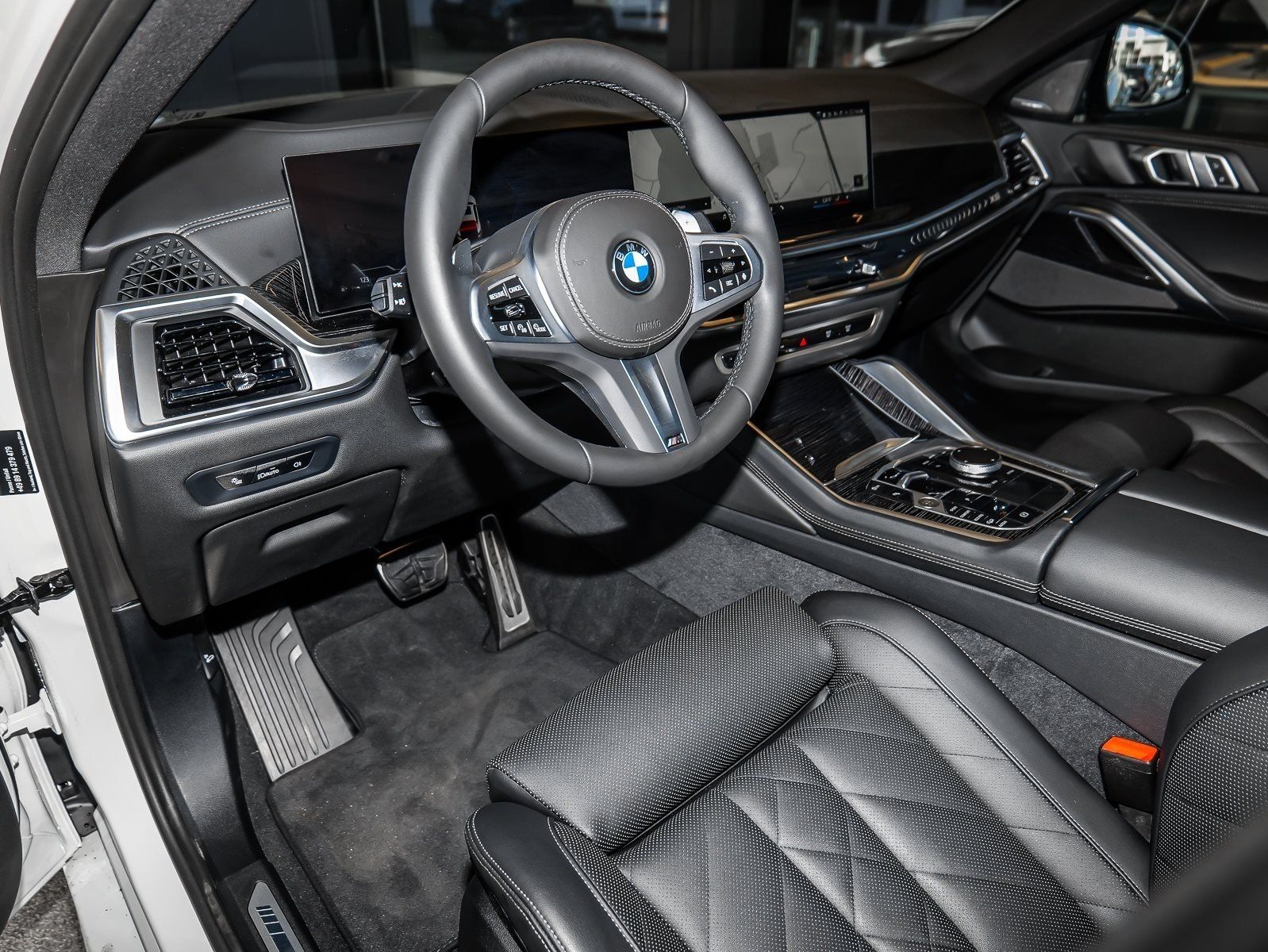 BMW X6 xDrive40d M Sport HUD PANO ACC AHK RFK NAVI