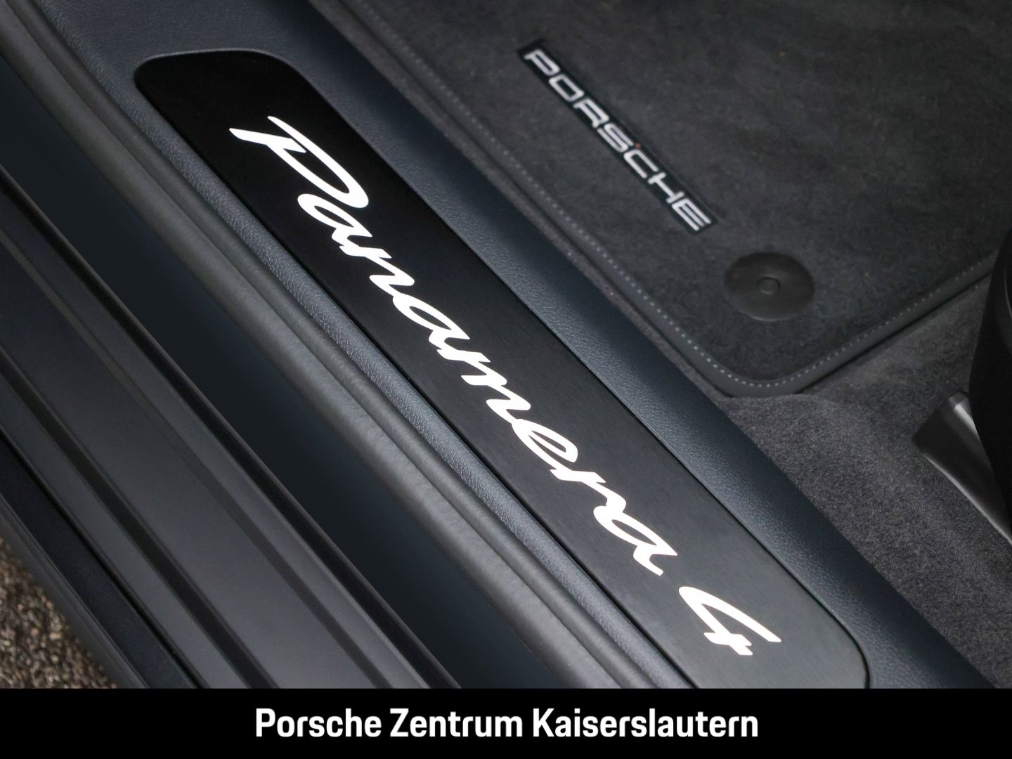 Porsche Panamera 4 E-Hybrid InnoDrive Surround-View LED