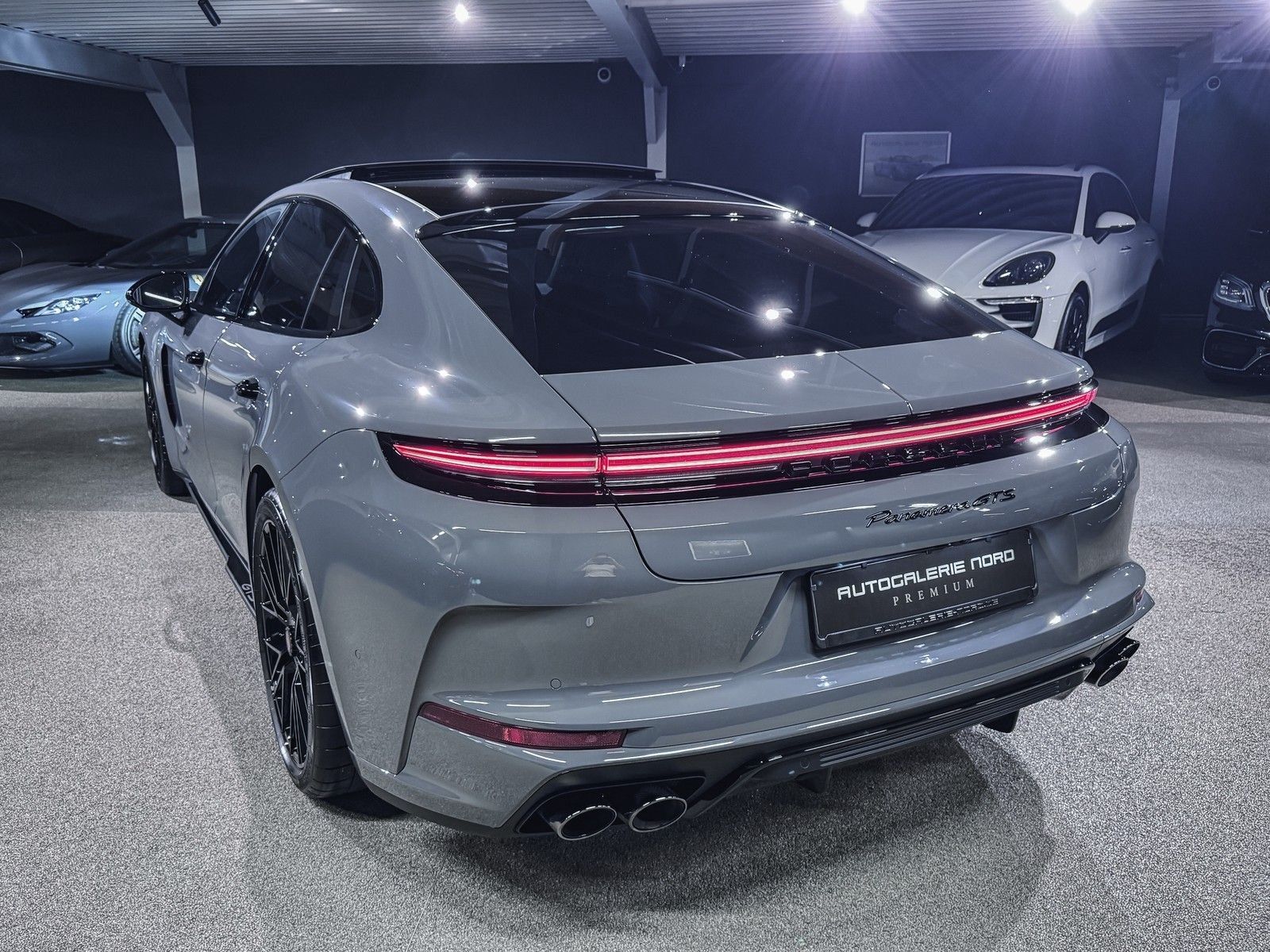 Porsche Panamera GTS Matrix+Carbon+InnoDrive+Standheiz.